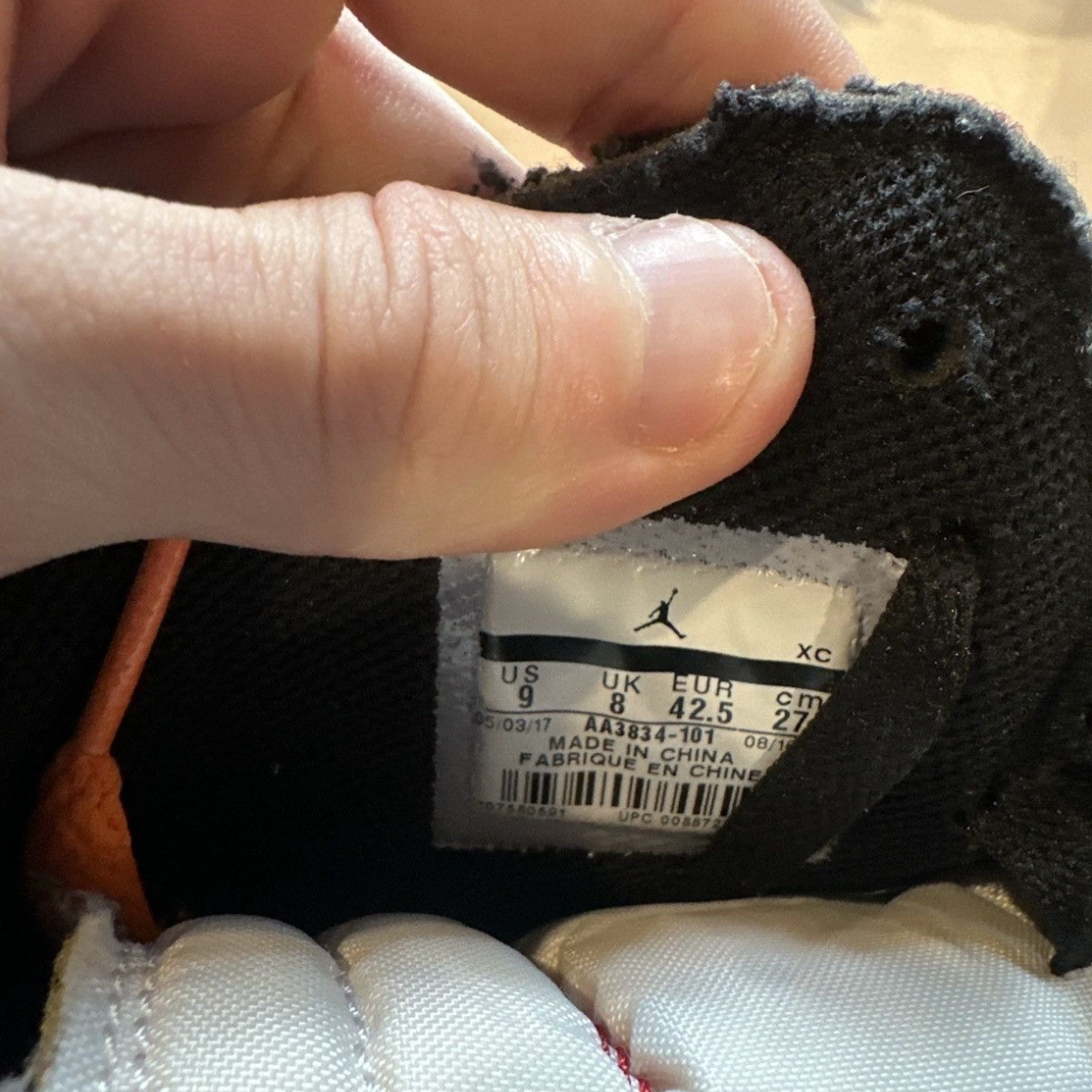 Jordan 1 Retro Off-White Chicago Clean OG Size 9