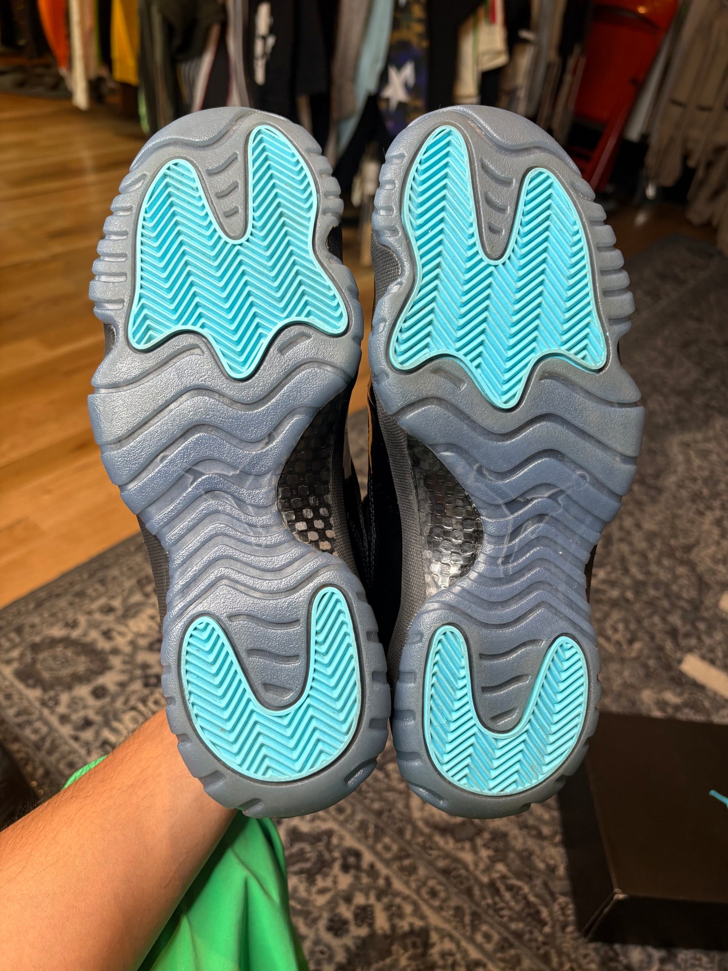Jordan 11 Retro “Gamma” Clean Og Size 8