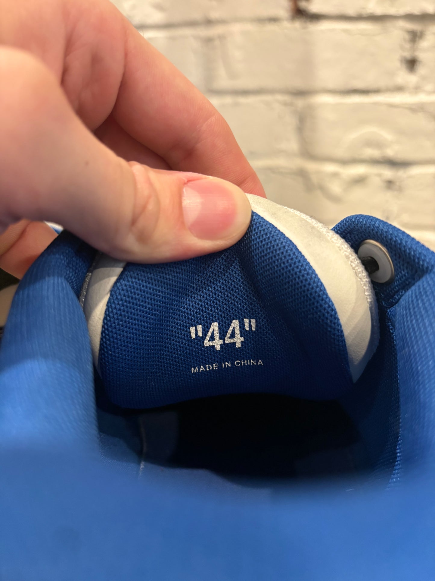 Off-White Out Of Office White/Blue/Black Clean NB Size 44