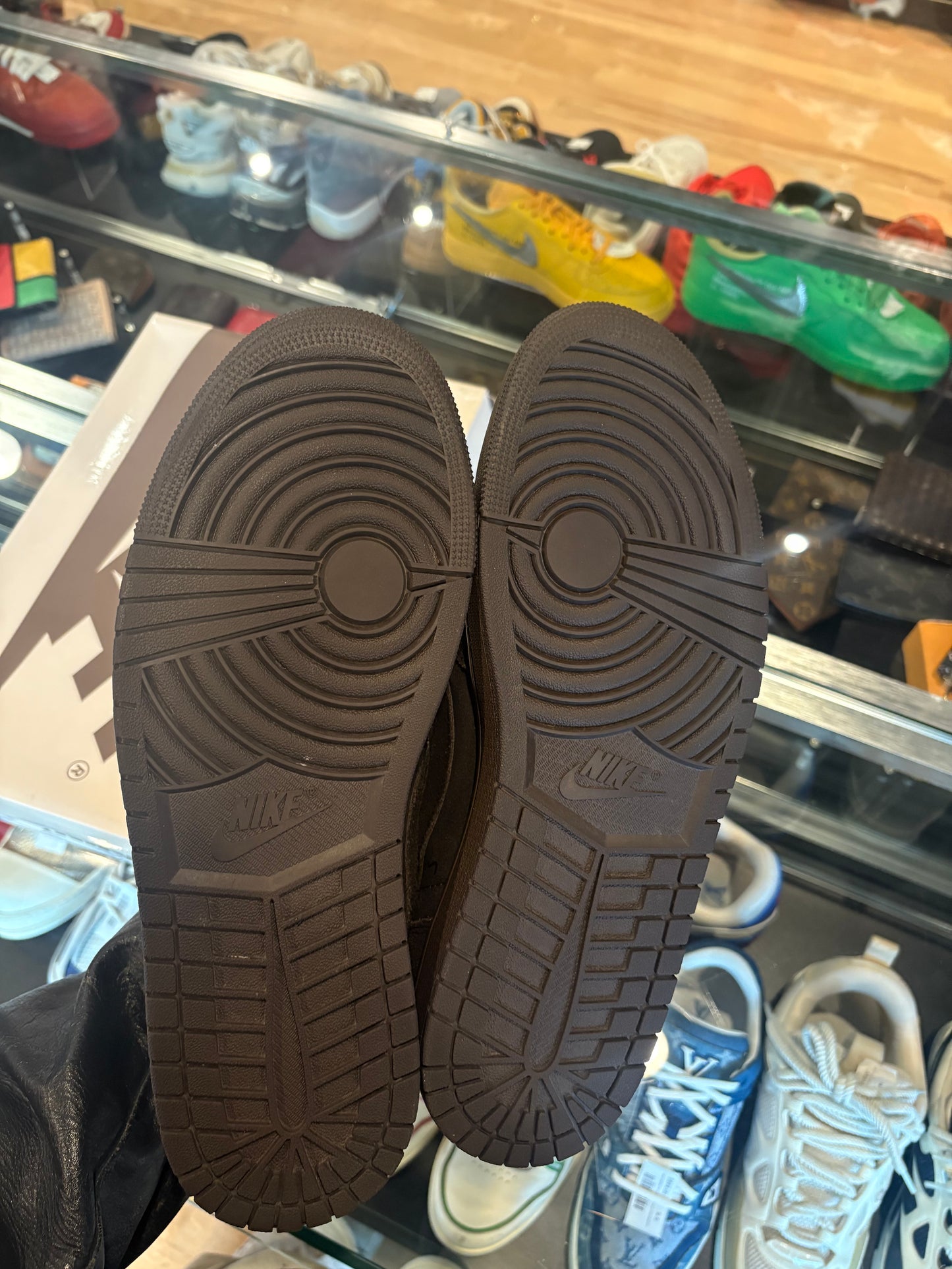 Jordan 1 Retro Low Travis Scott Velvet Brown PO Size 13