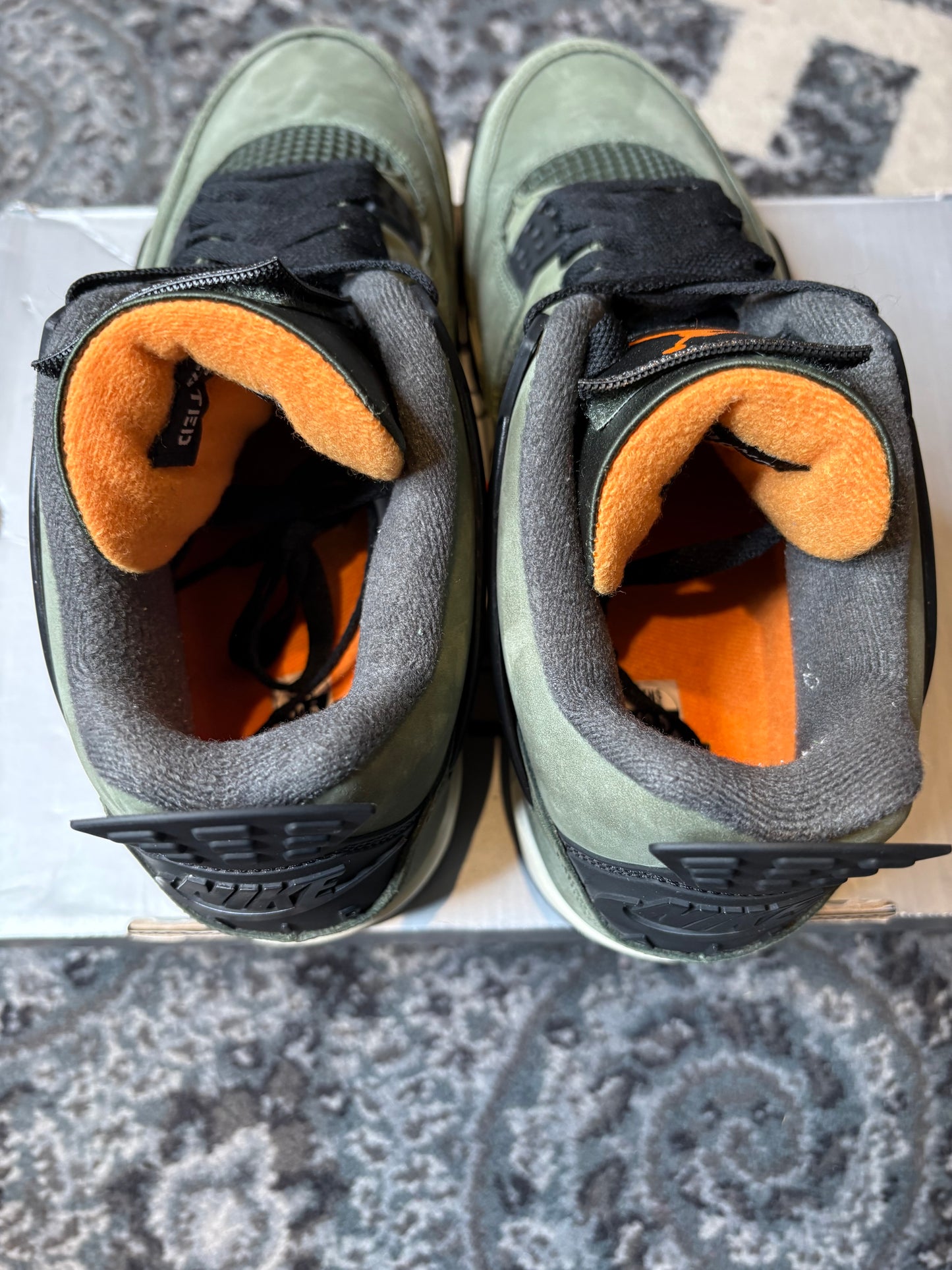 Jordan 4 Retro “Undefeated” Vnds Og Size 10.5