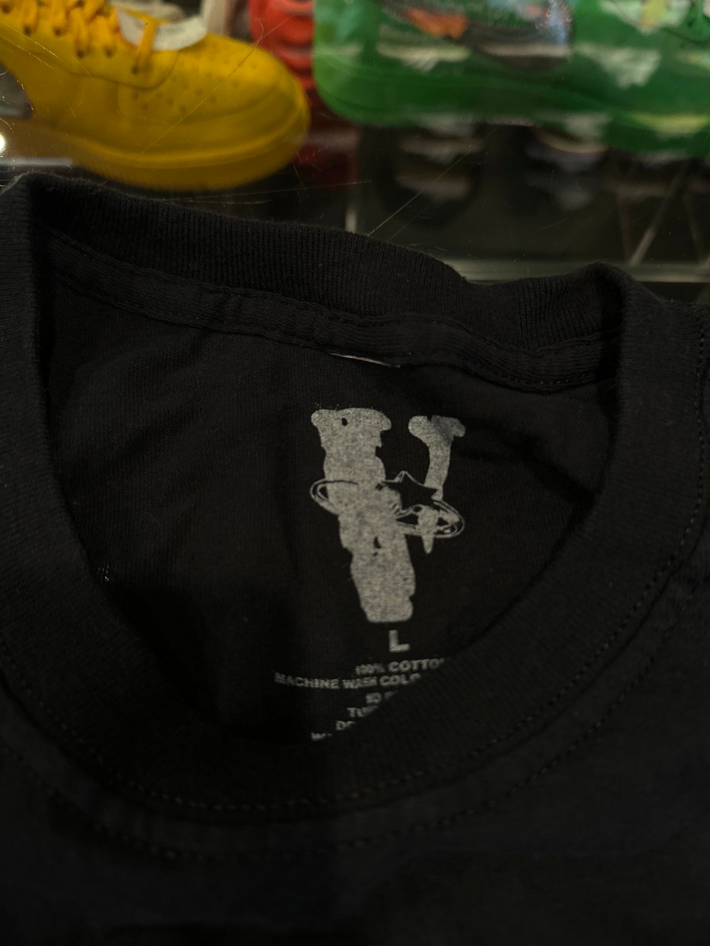 Vlone The Woo Tee Size Large