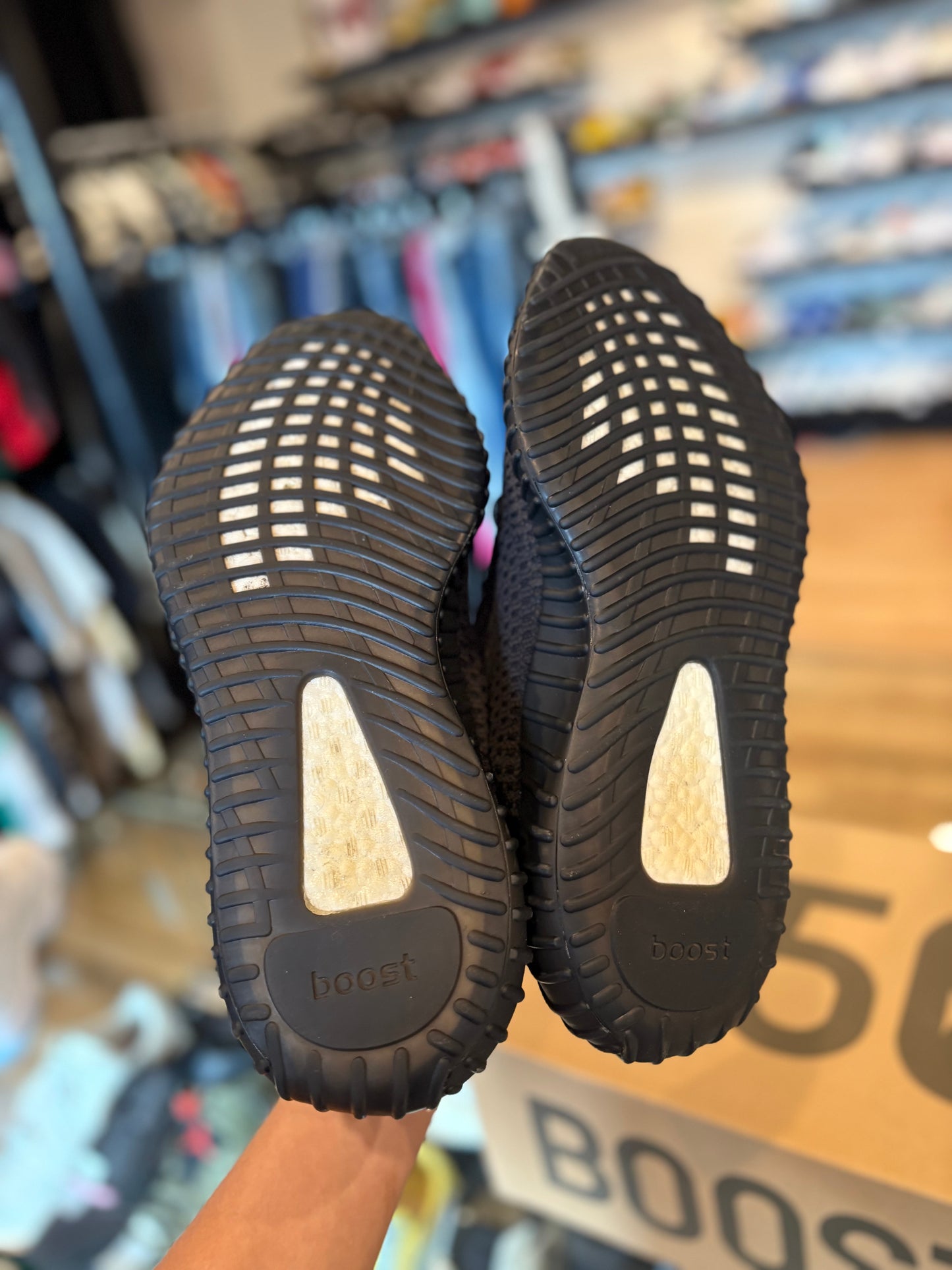 Yeezy 350 Boost Black Clean OG Size 11.5