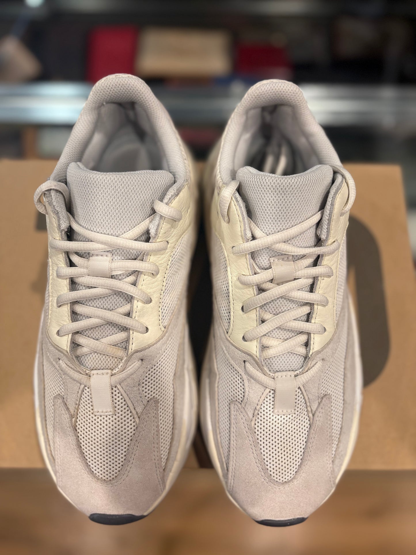 Yeezy 700 ‘Analog’ Clean Used OG box