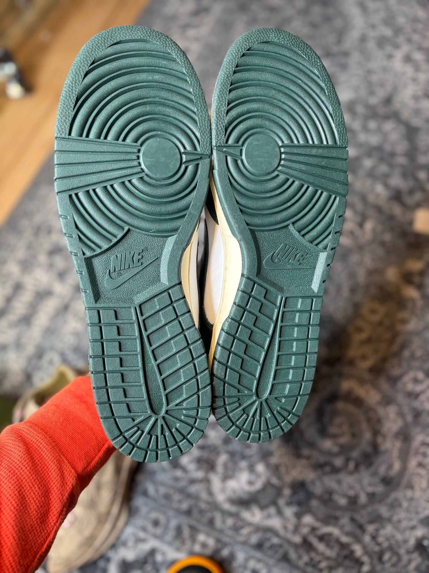 Nike Dunk Low “Vintage Green” Clean Og Size 15M/16.5W