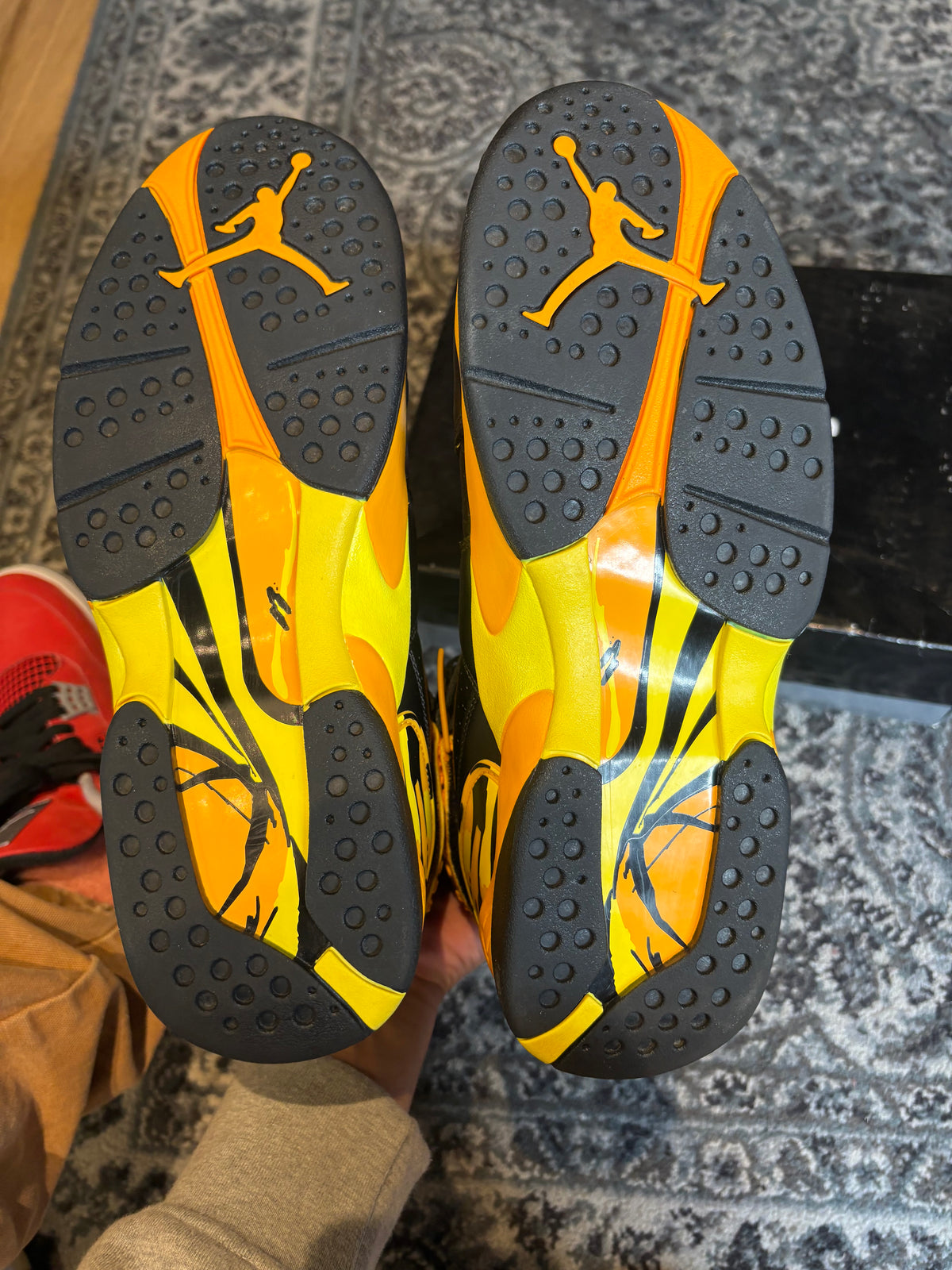 Jordan 8 Retro “Taxi Yellow Black” Clean Og Size 10.5M/12W