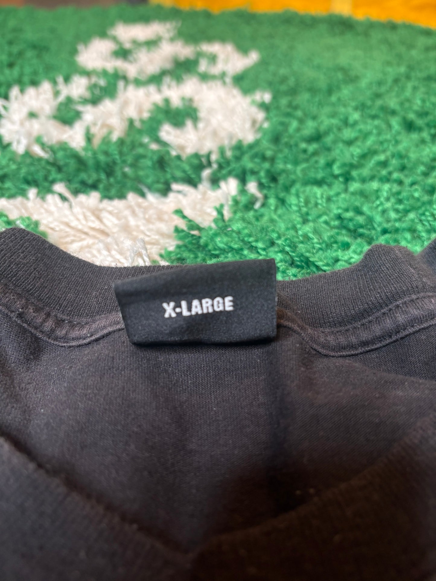 Revenge Tee Black Globe Size XL