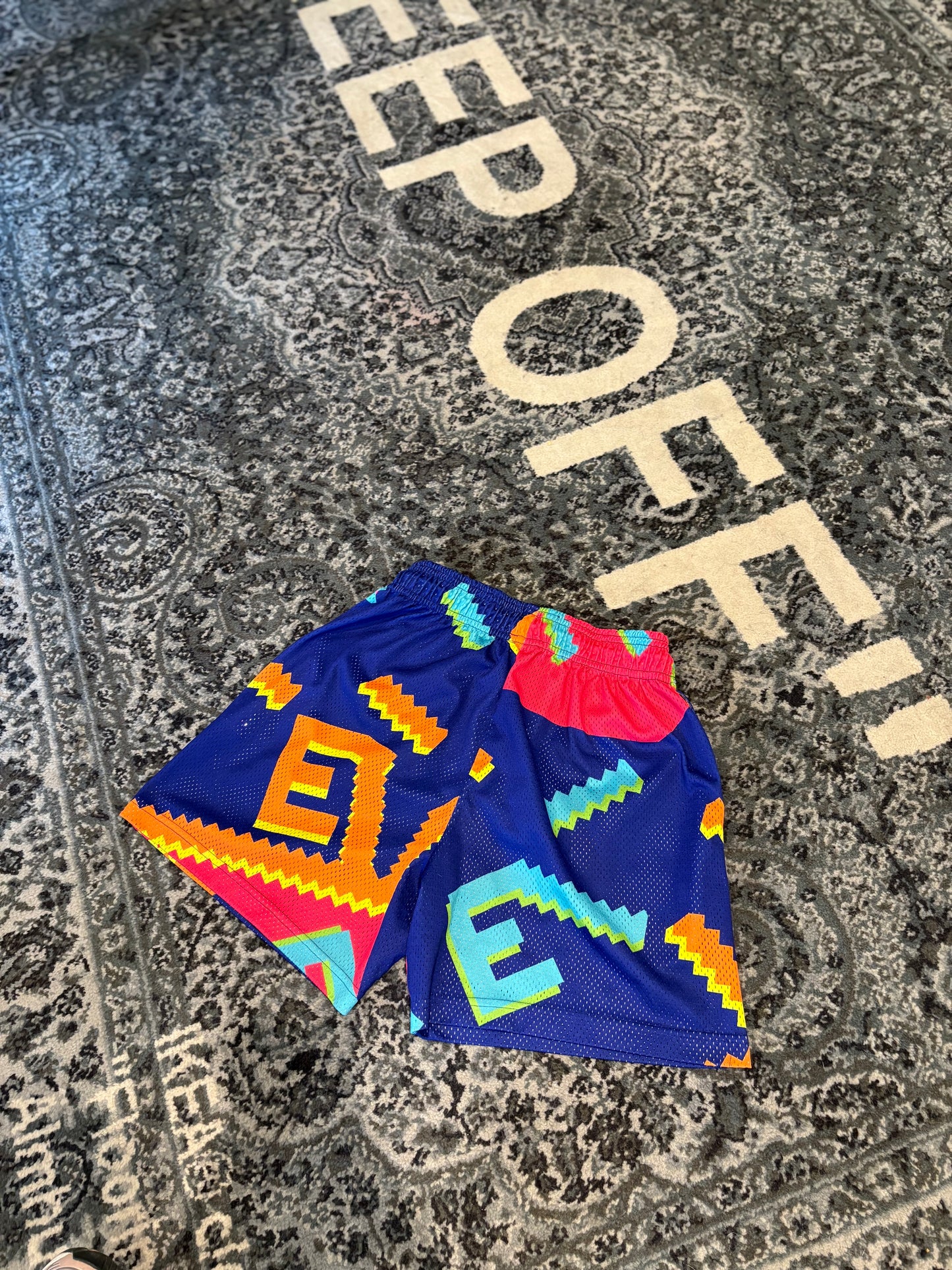 Eric Emmanuel Pop Art Shorts Size Medium