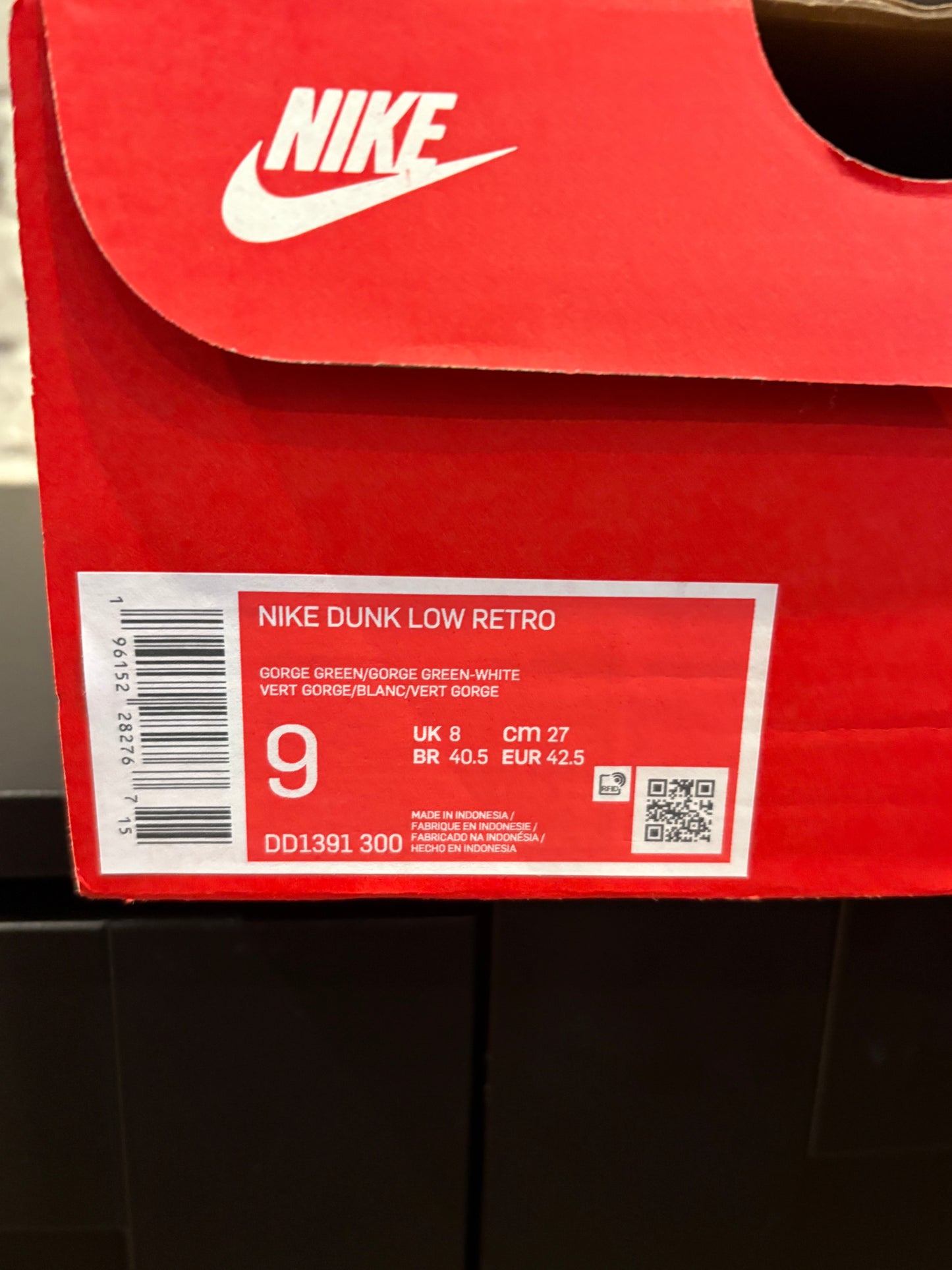 Dunk Low Miami Hurricanes DS OG Size 9