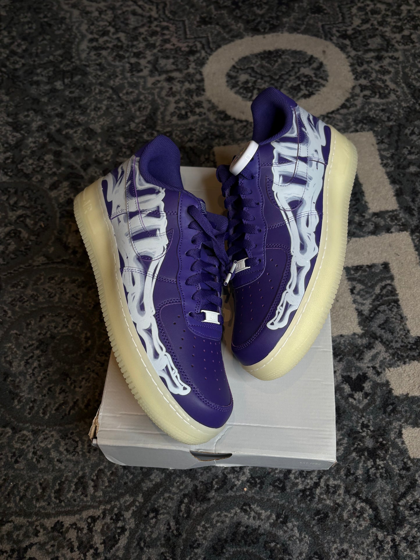 Air Force 1 “Purple Skeleton Halloween” Ds Og Size 10.5