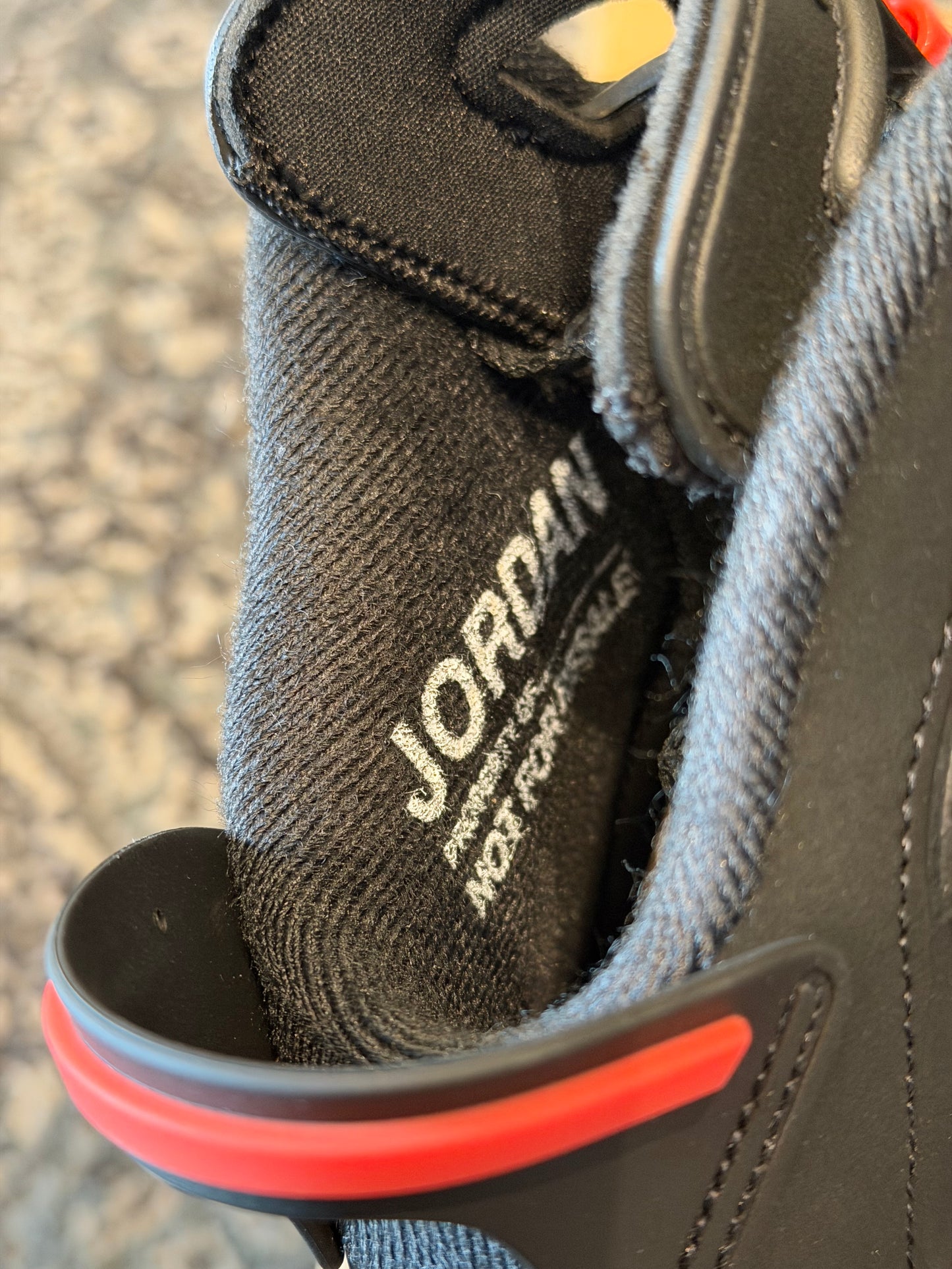 Jordan 6 Infrared ‘Salesman’ 2026 DS OG