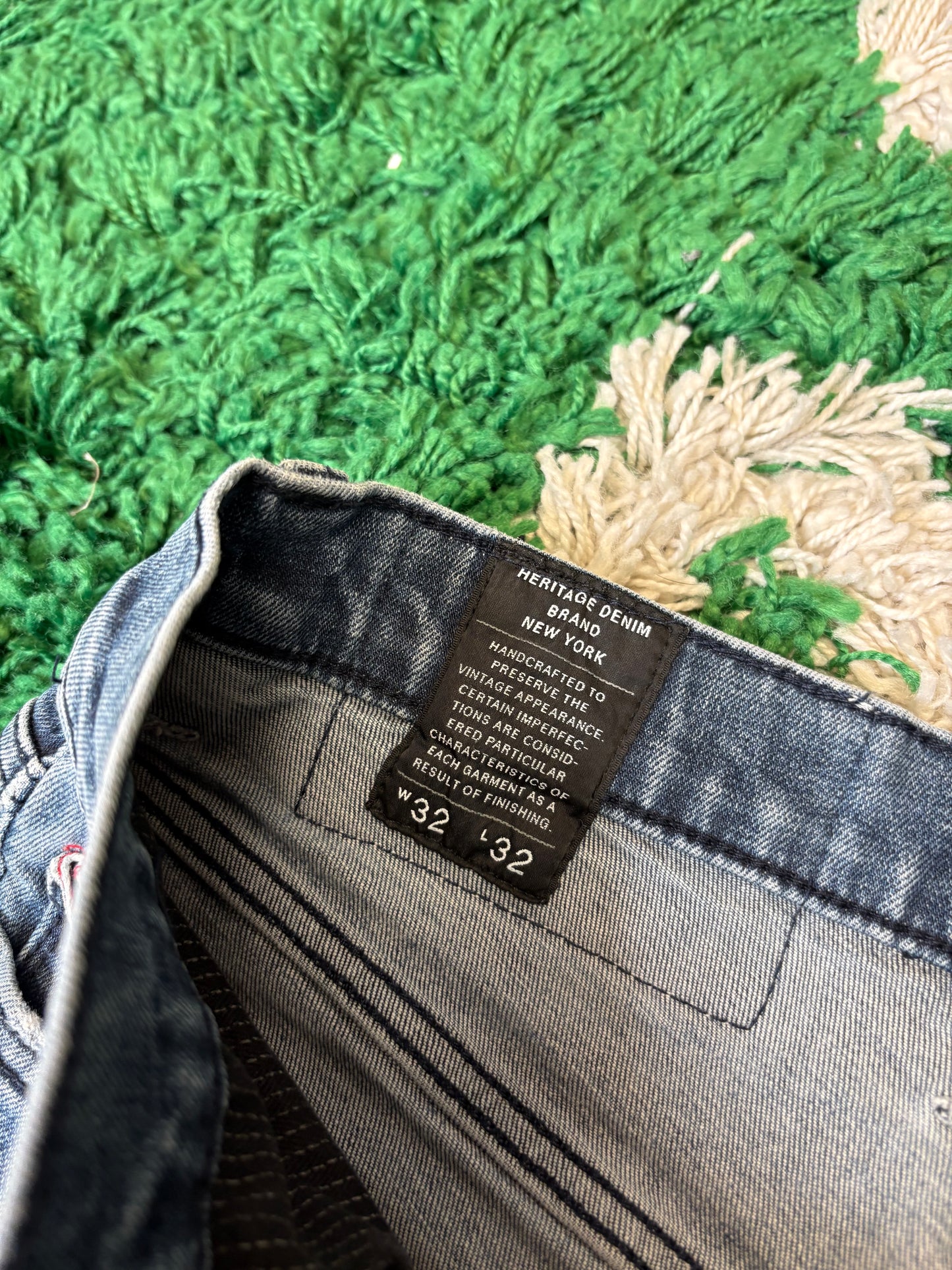 Cult Jeans Medium Wash Size 32