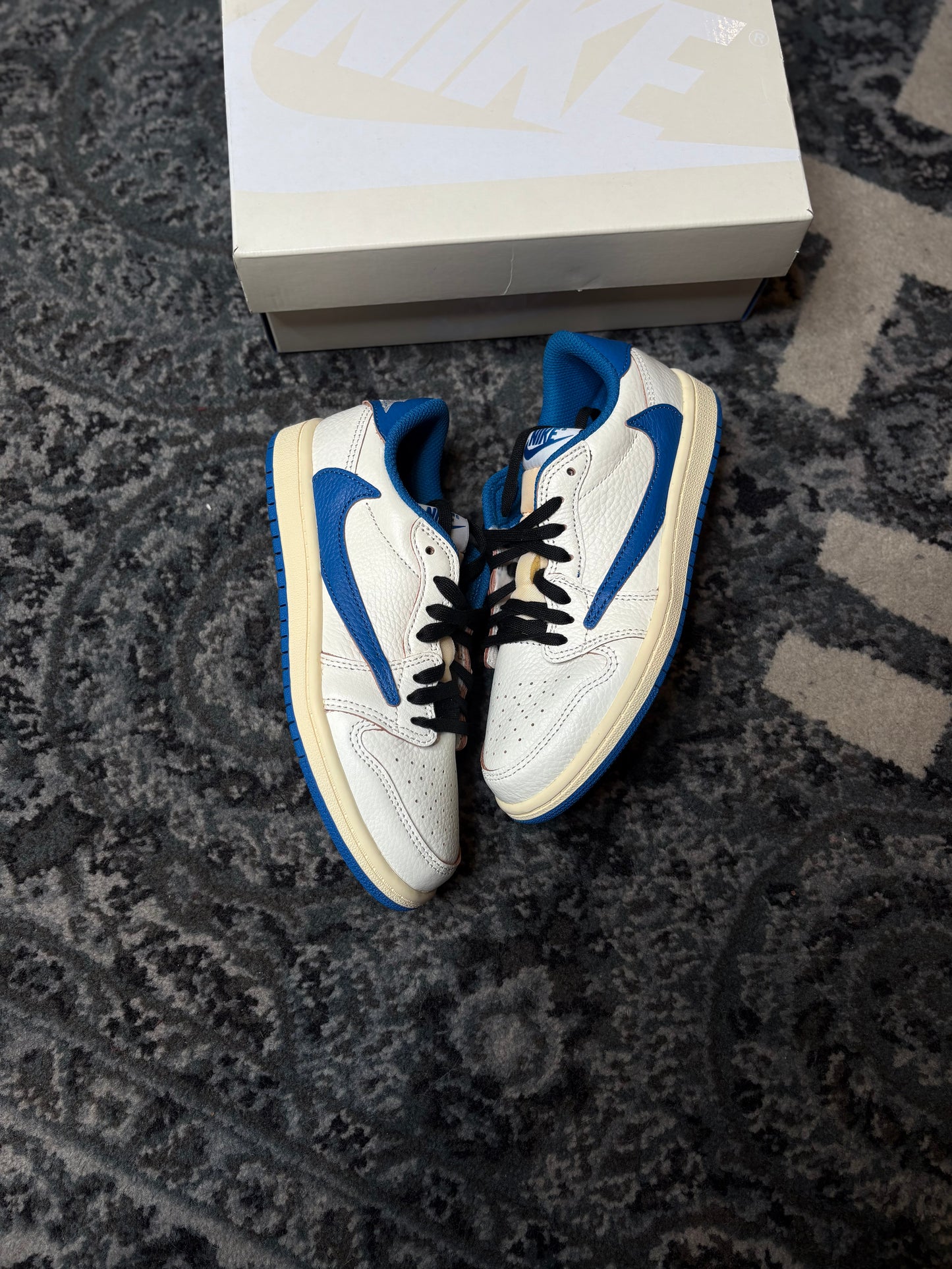 Jordan 1 Retro Low “Travis Scott Fragment” Ds Og Size 2.5Y