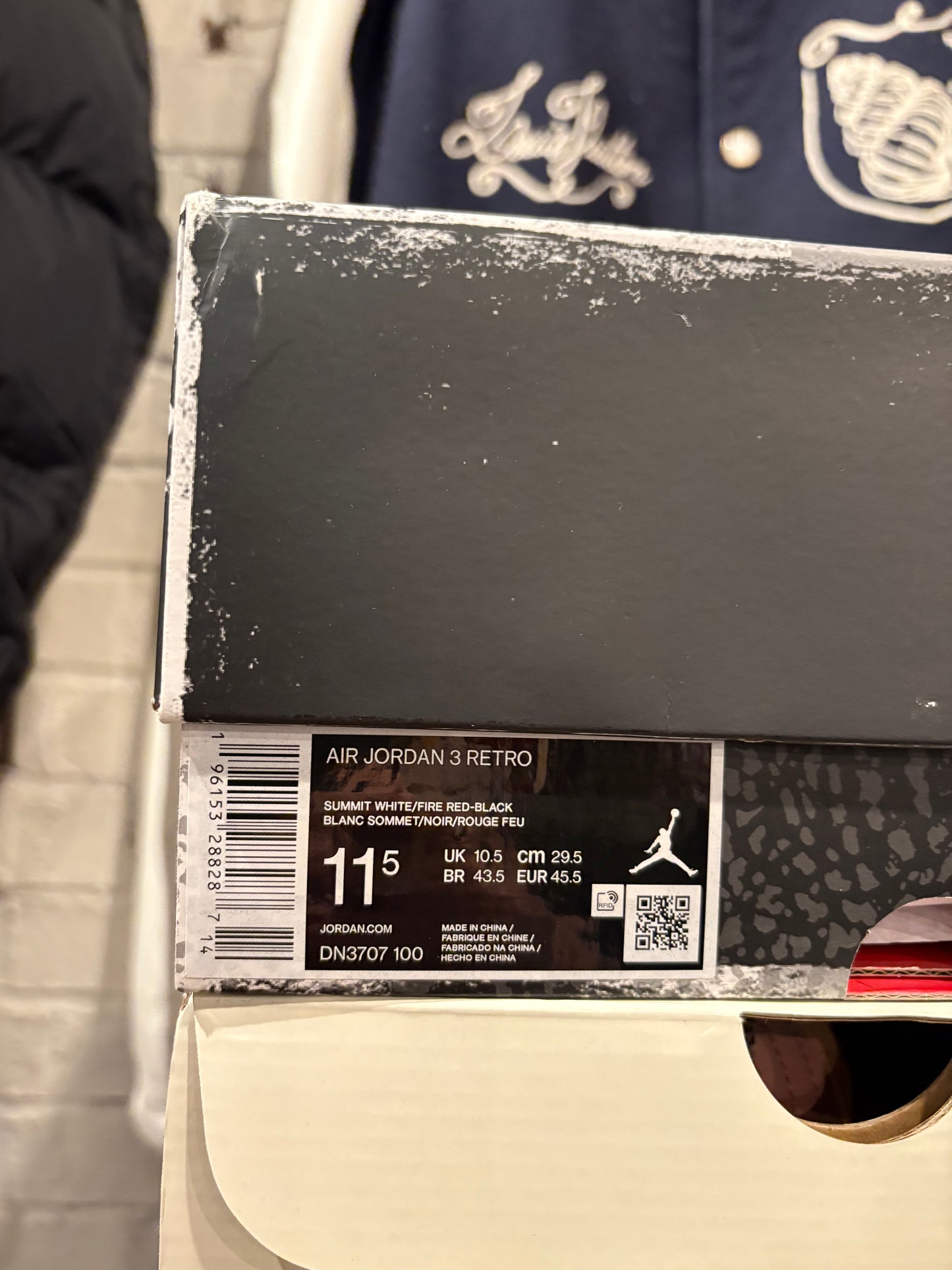 Jordan 3 Retro White Cement Reimagined DS OG Size 11.5