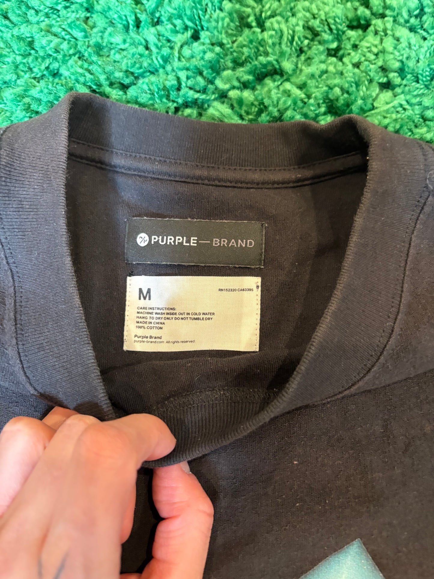 Purple Tee Black Size Medium
