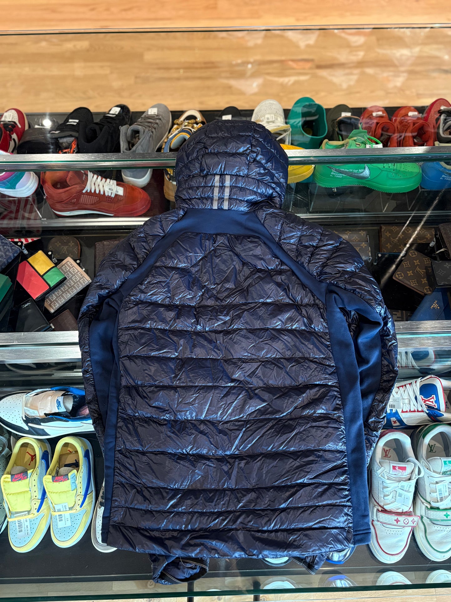 Canada Goose Navy Down Light Puffer Size Medium