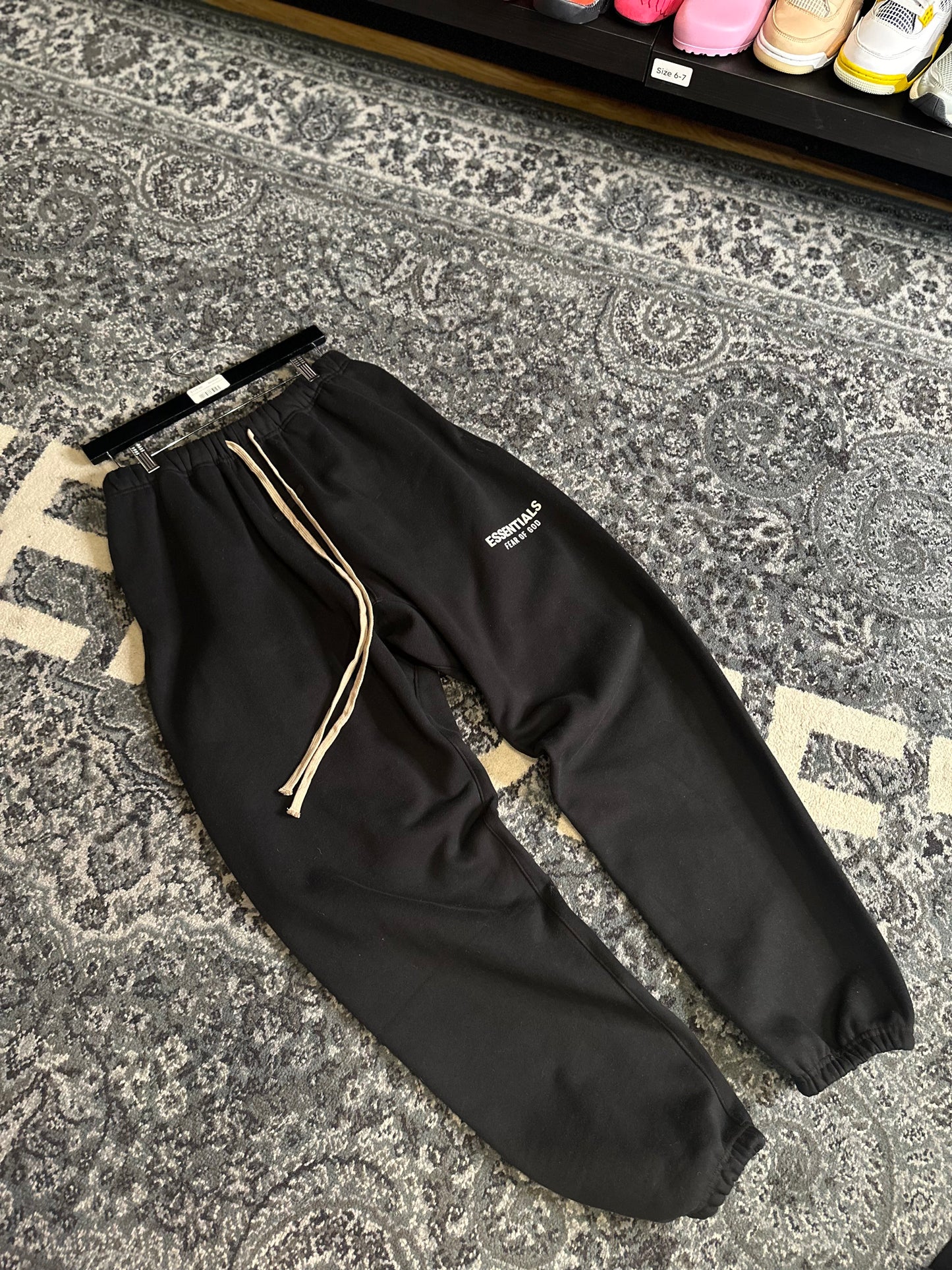 FOG Essentials Sweatpants FW24 Black DS