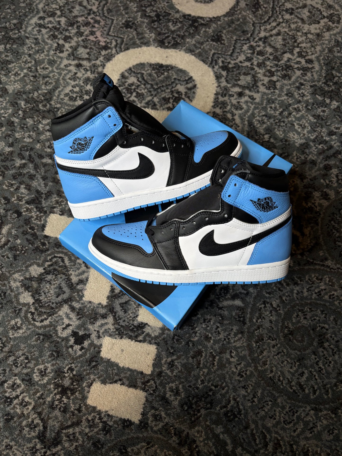 Jordan 1 Retro “Unc Toe” Ds Og Size 8