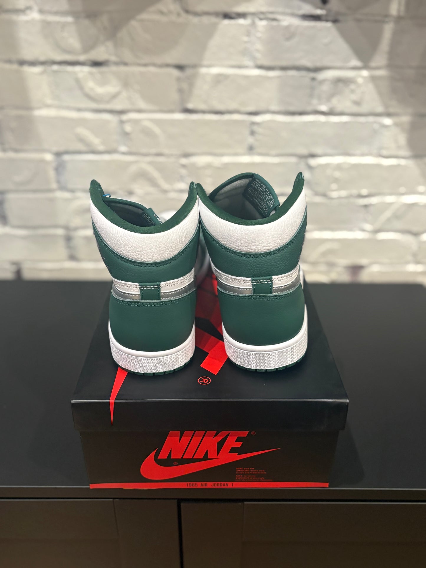 Jordan 1 ‘Gorge Green’ size 10 new