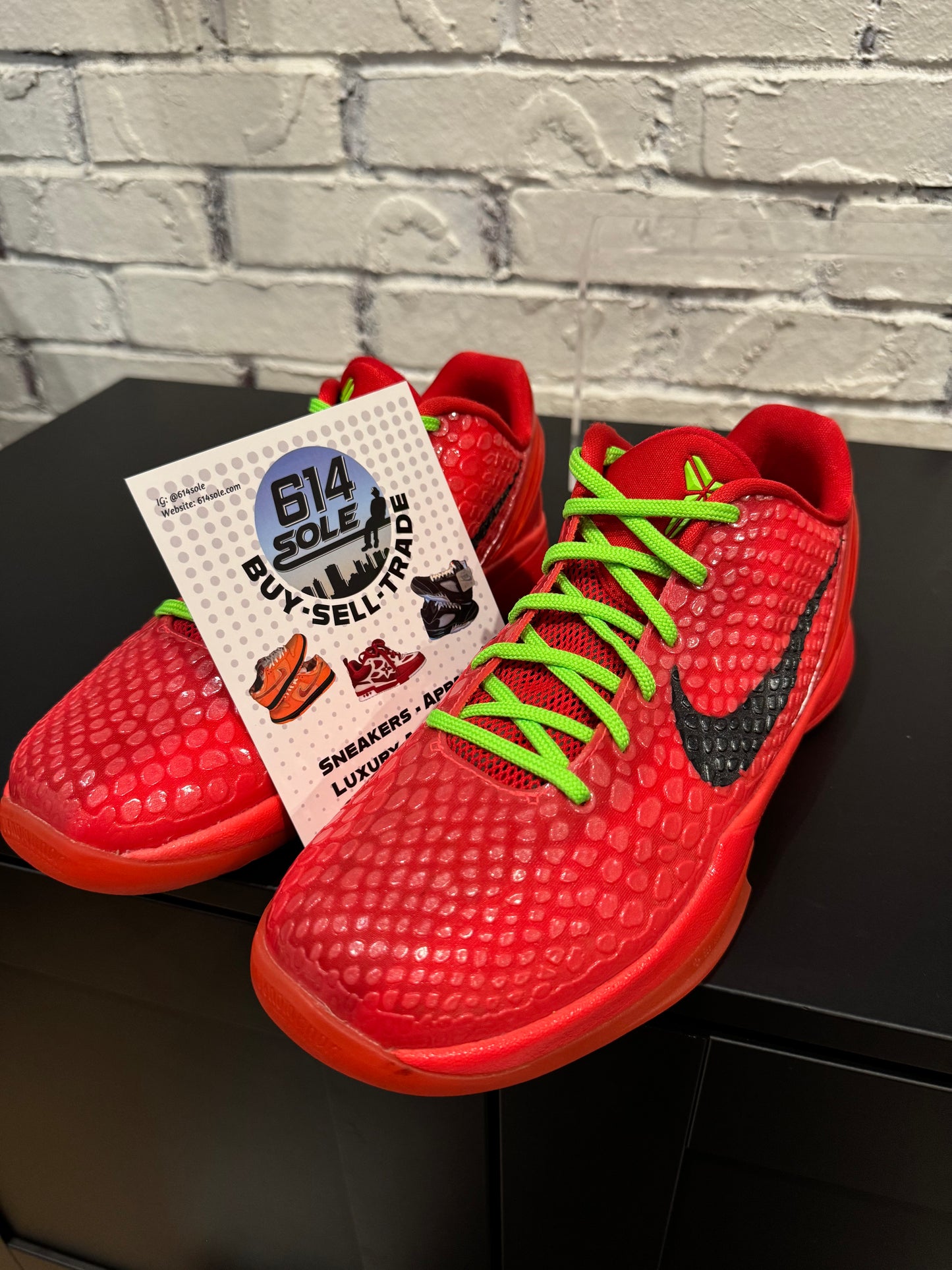 Kobe 6 ‘Reverse Grinch’ size 7y PO NB