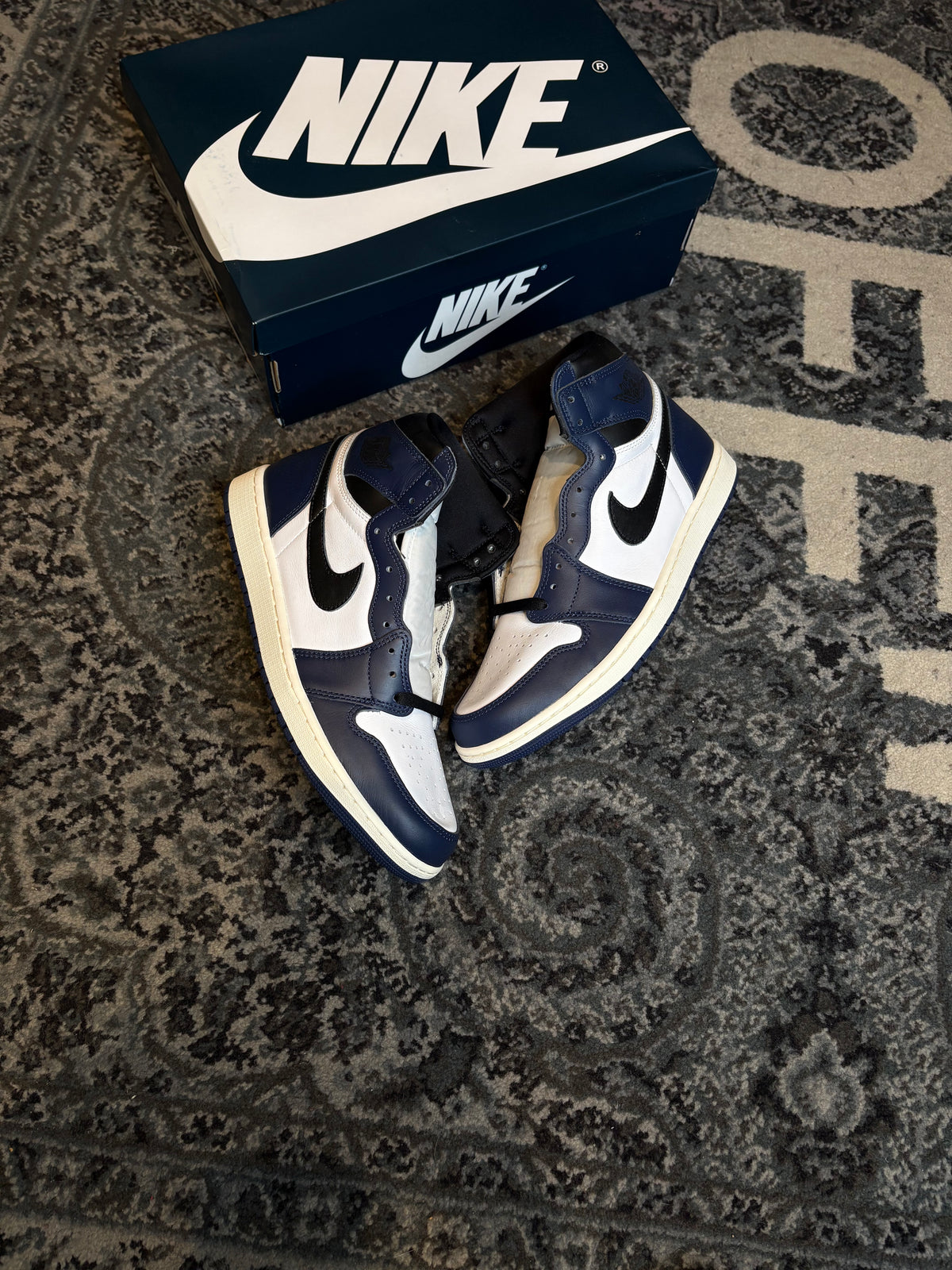 Jordan 1 Retro “Midnight Navy” Ds Og