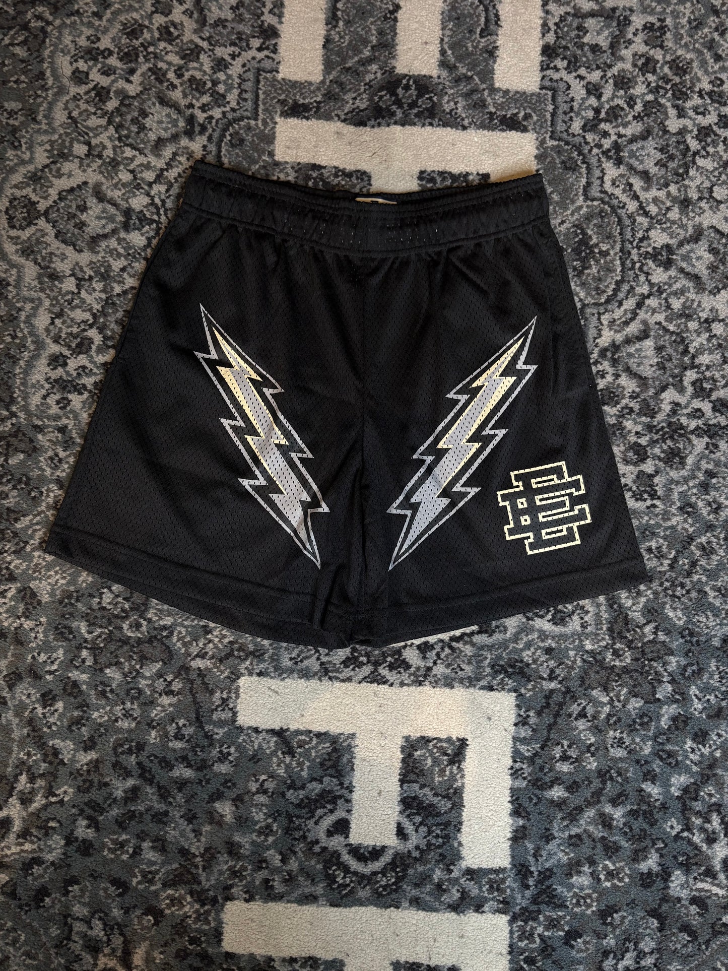 Eric Emmanuel Bolt Pattern Size Small