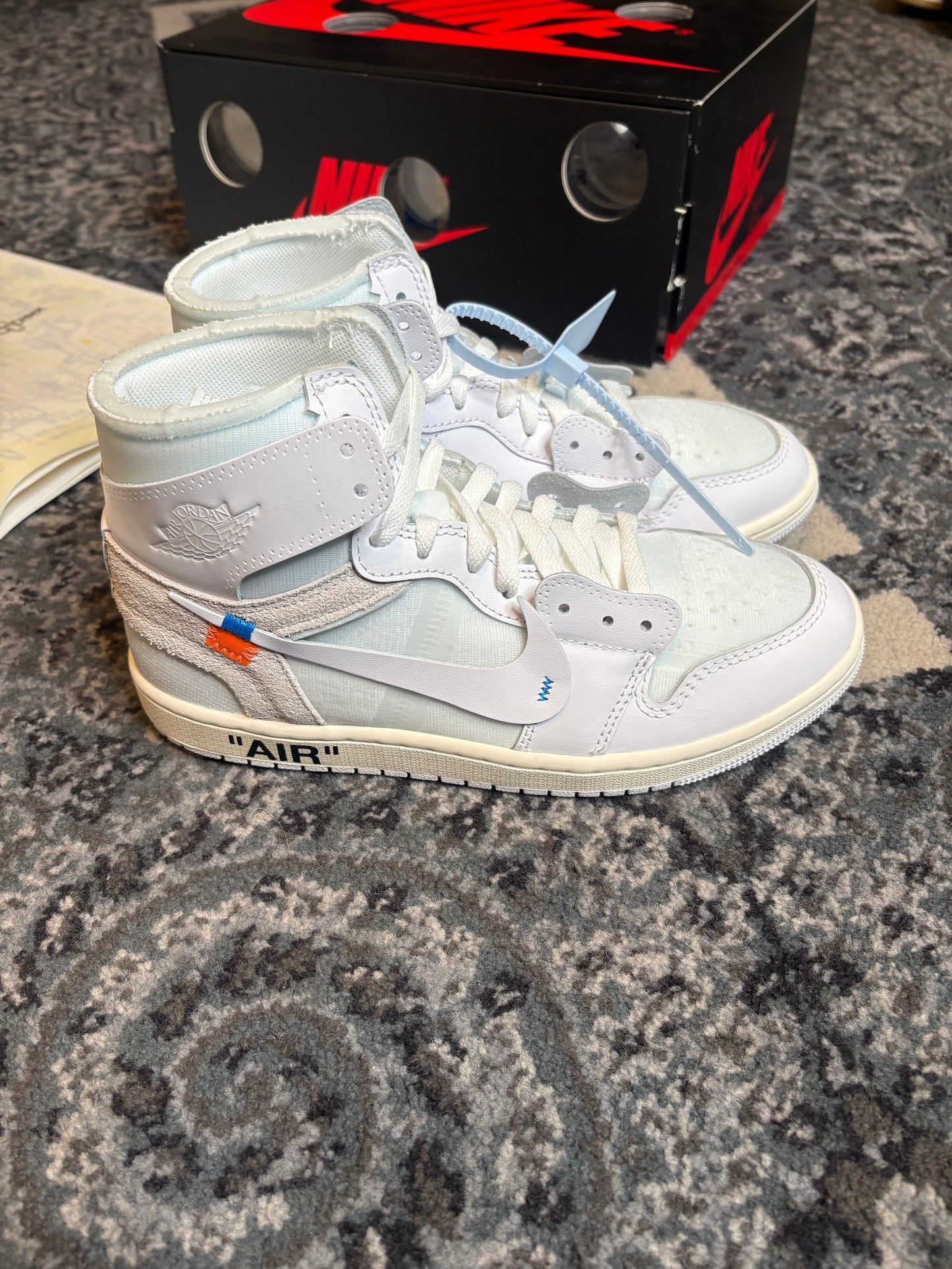 Jordan 1 Retro “Virgil Abloh Archive Alaska” Clean Og Size 8.5