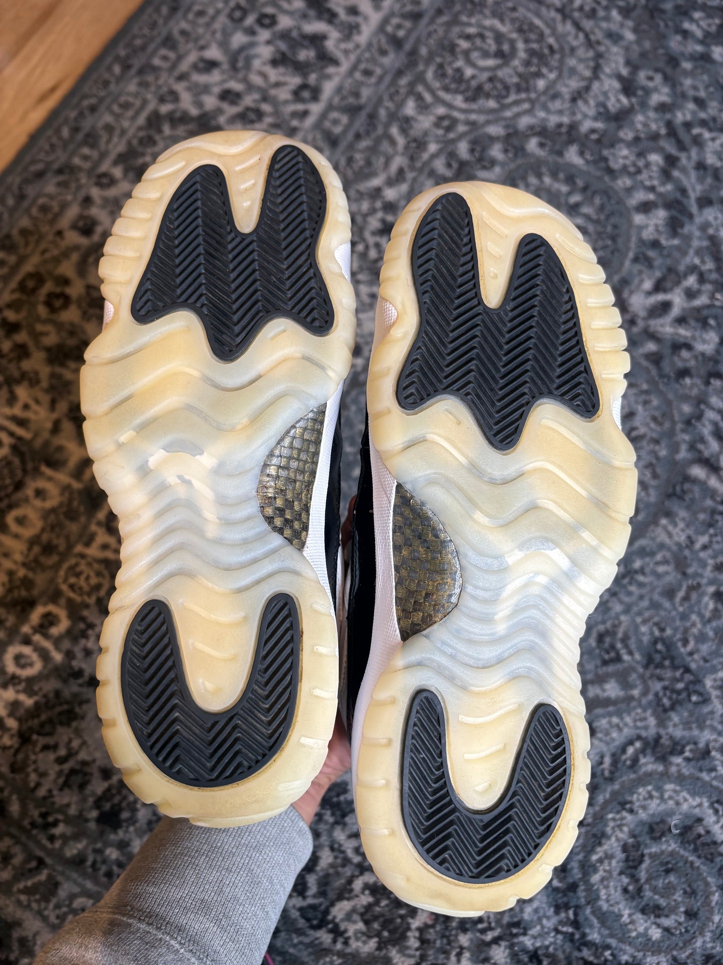 Jordan 11 Retro “DMP Gratitude” Clean Nb Size 6.5Y