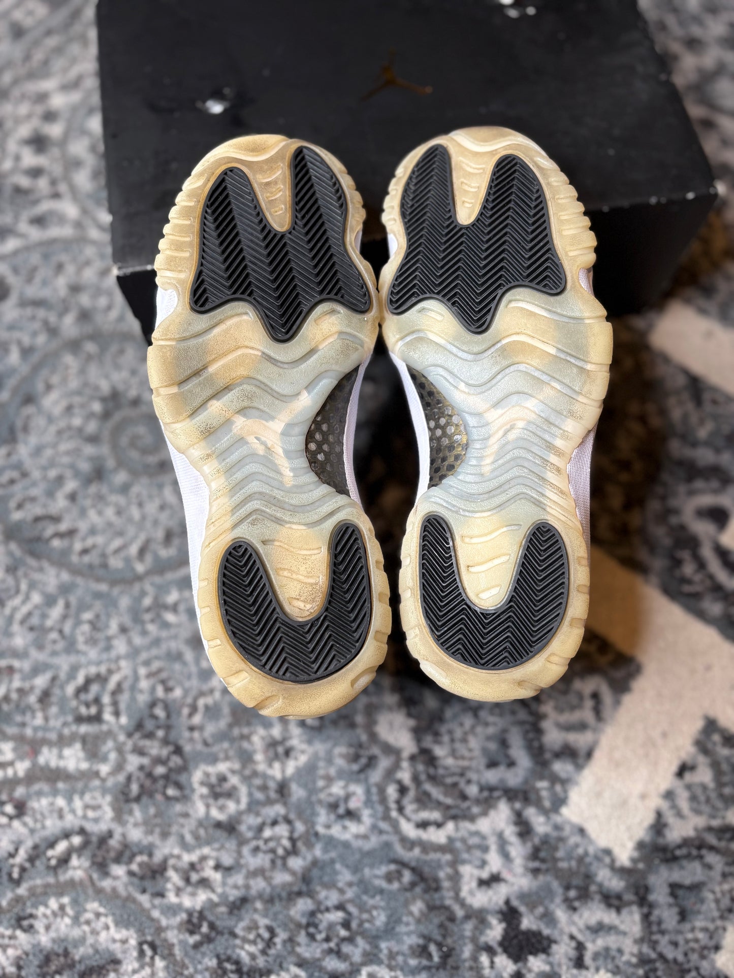 Jordan 11 Retro “DMP Gratitude” Clean Og Size 7.5