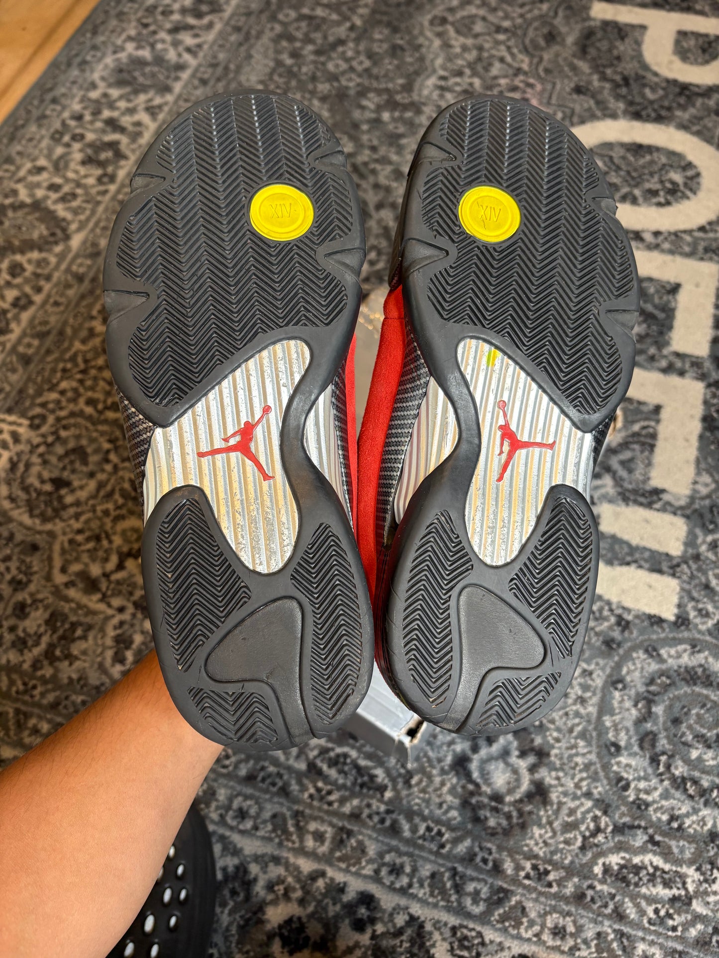Jordan 14 Retro “Ferrari” OG CLEAN SIZE 12.5