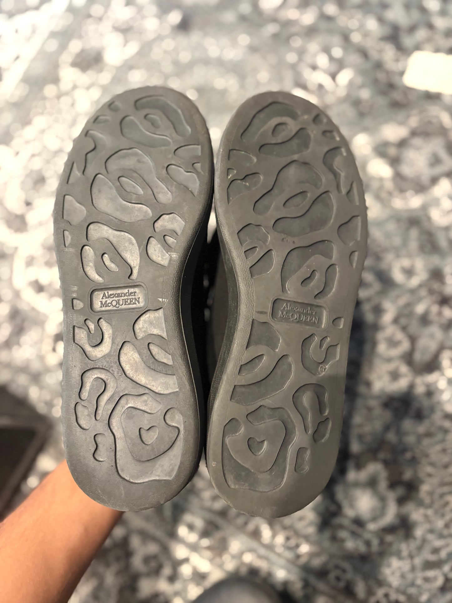Alexander McQueen Oversized “Triple Black” NB CLEAN SIZE 7 (40 EU)
