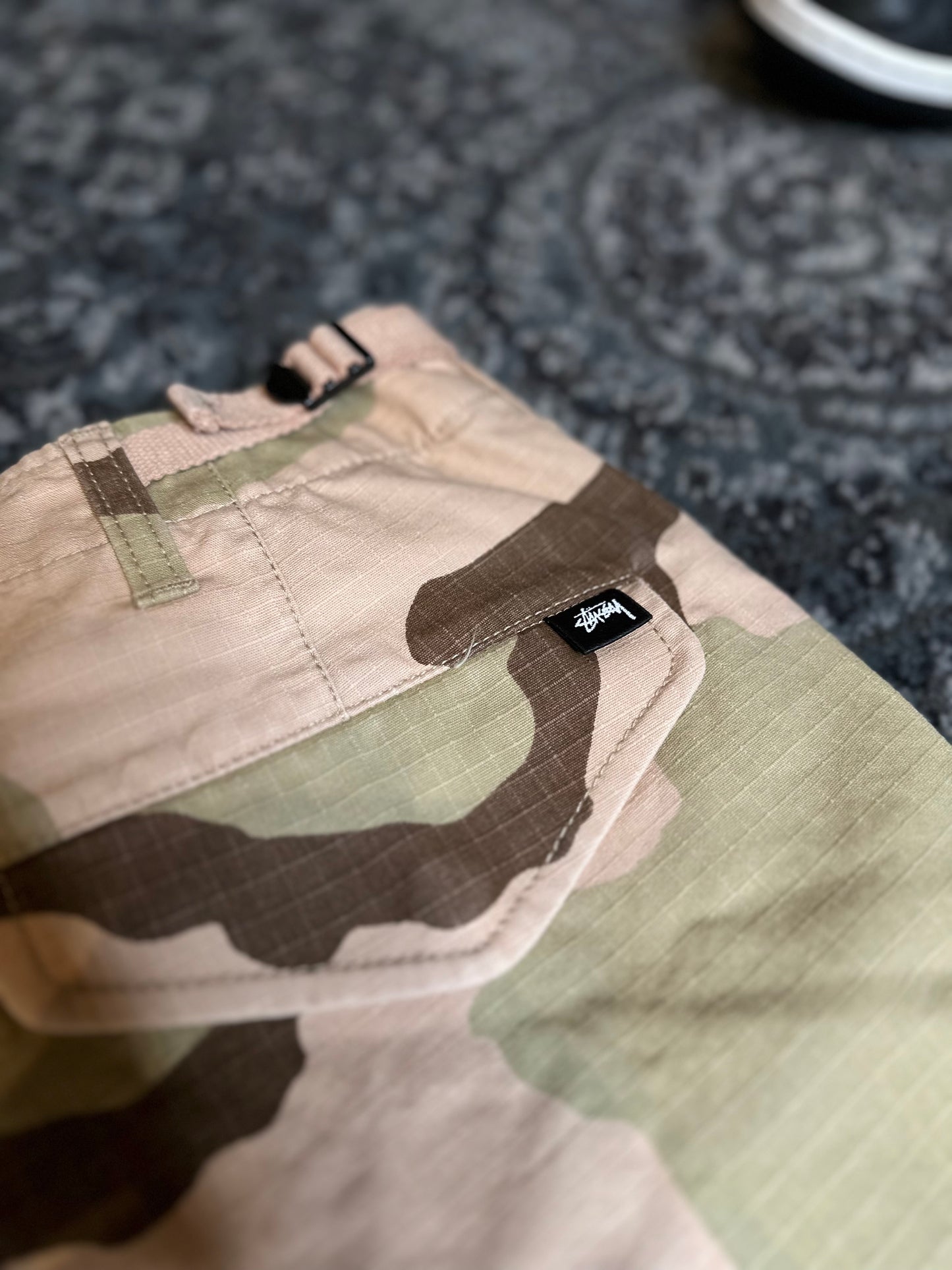 STUSSY Camo Cargo Shorts Size 32