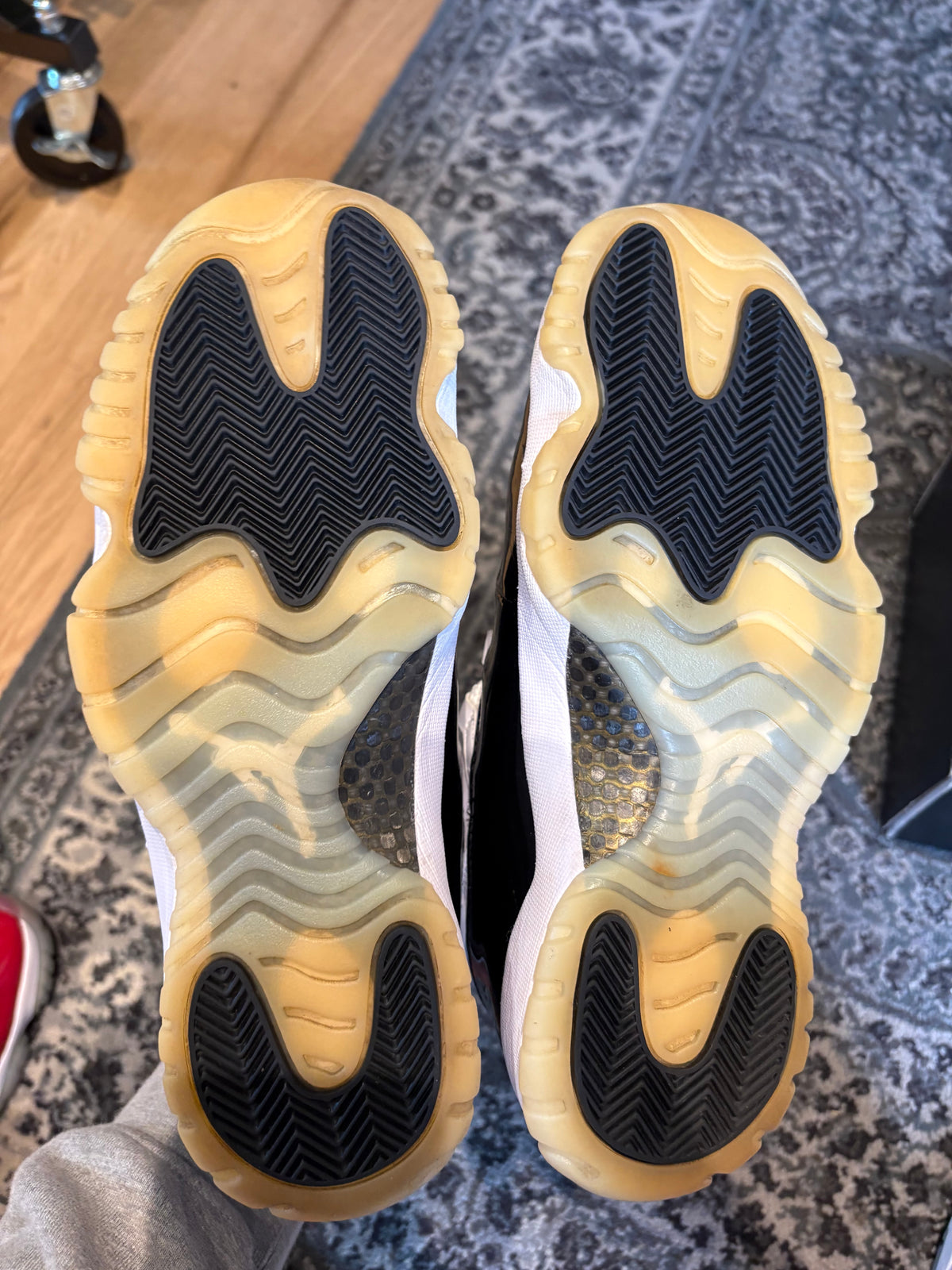Jordan 11 Retro “DMP Gratitude” Clean Og Size 9