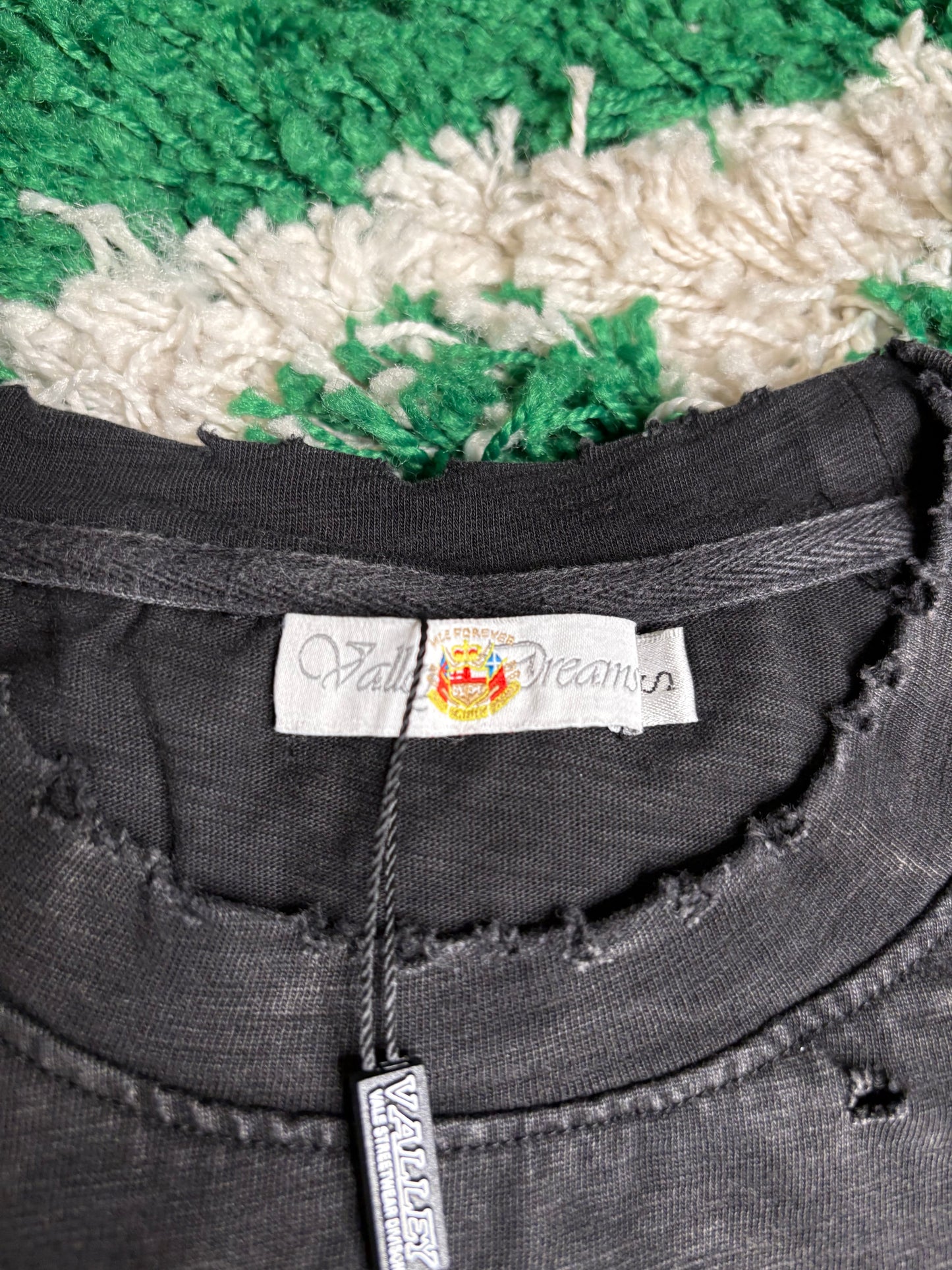 Vale Warrior Tee Black DS Size Small