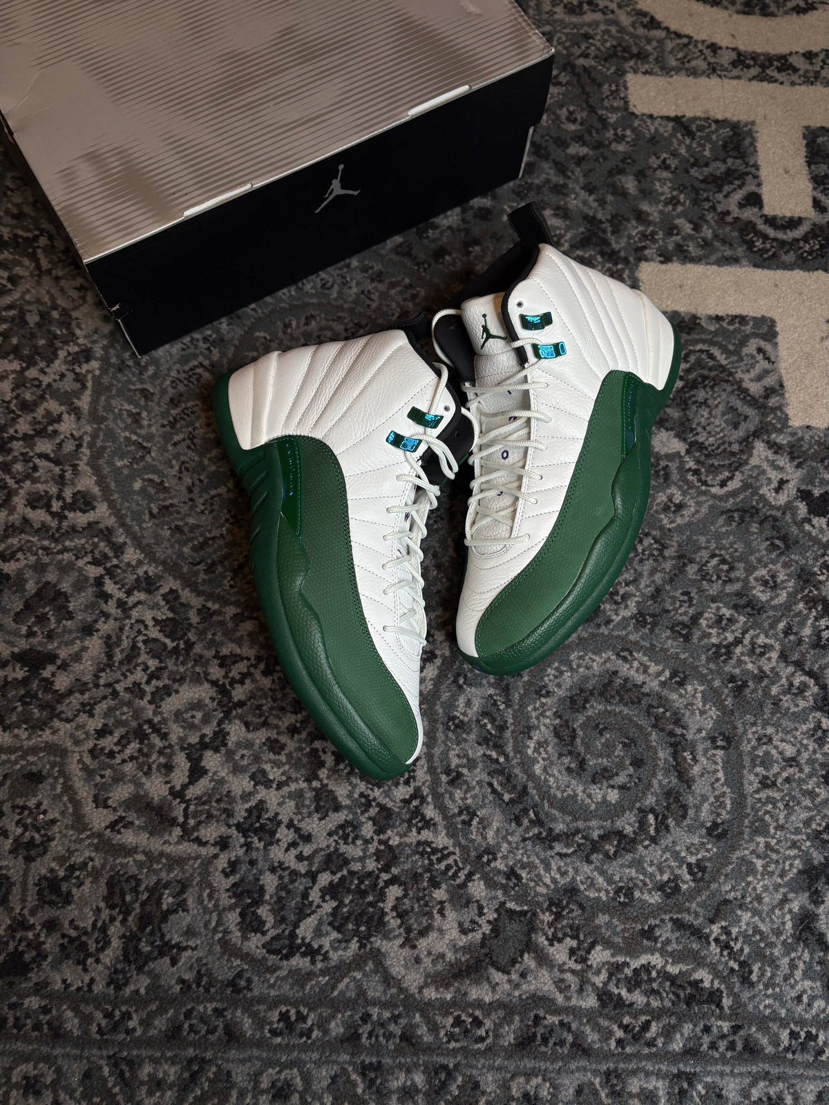 Jordan 12 Retro “Bucks” Ds Og Size 10
