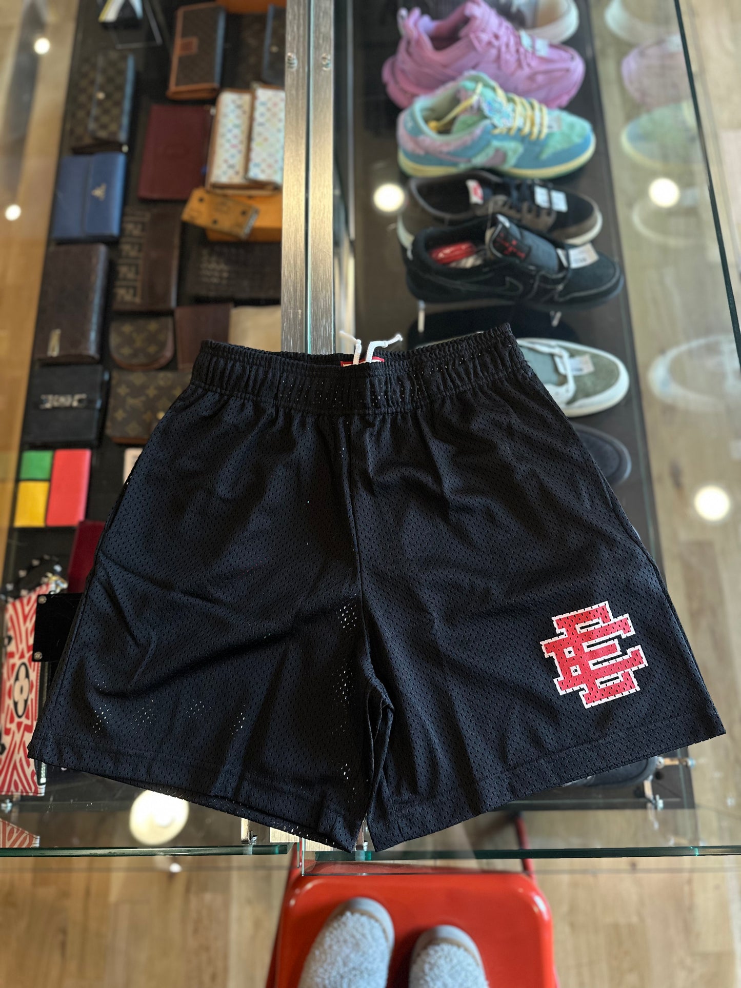 Eric Emmanuel Shorts Black/Red DS Size Medium