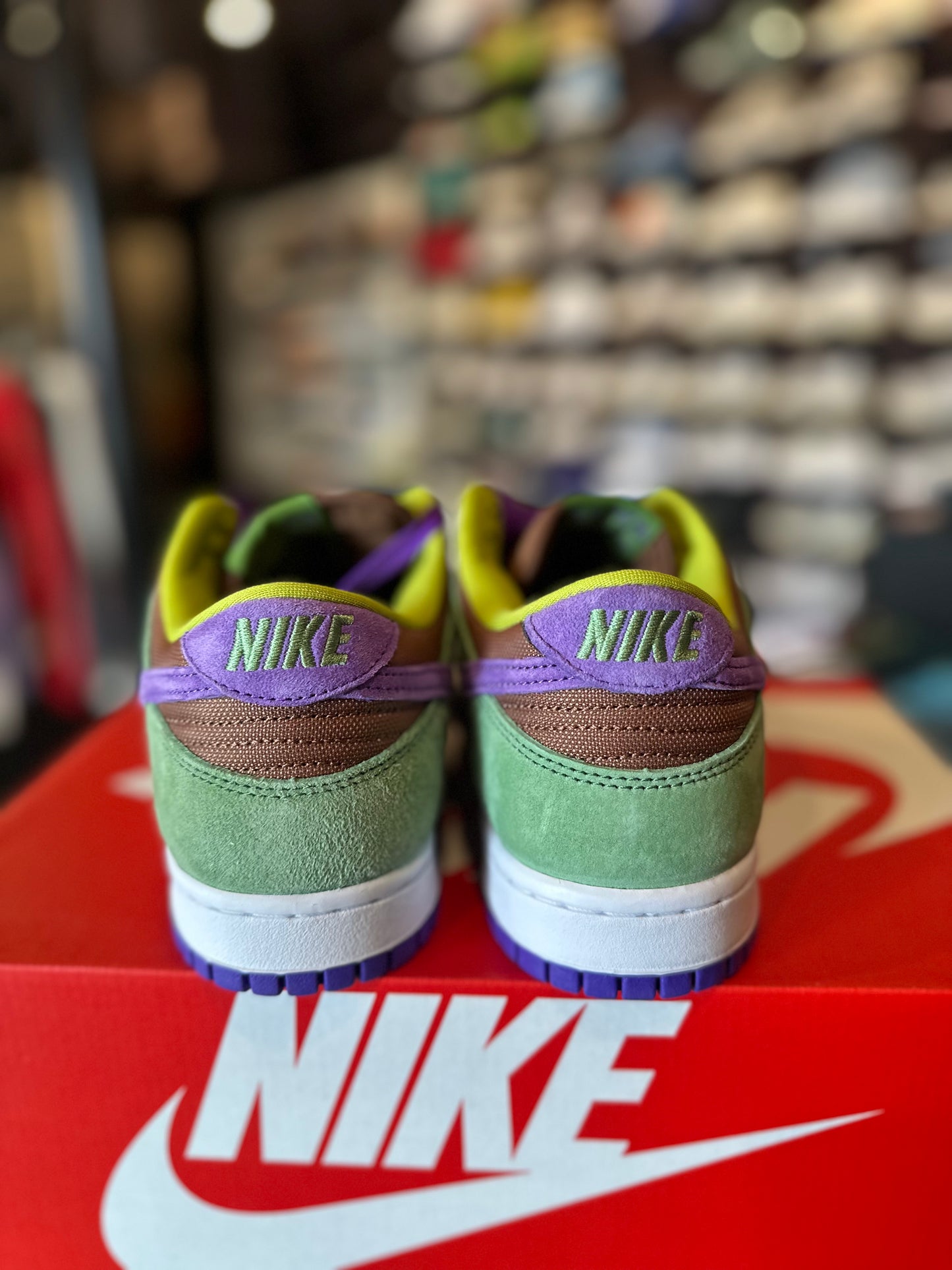 Dunk Low Veneer DS OG Size 8