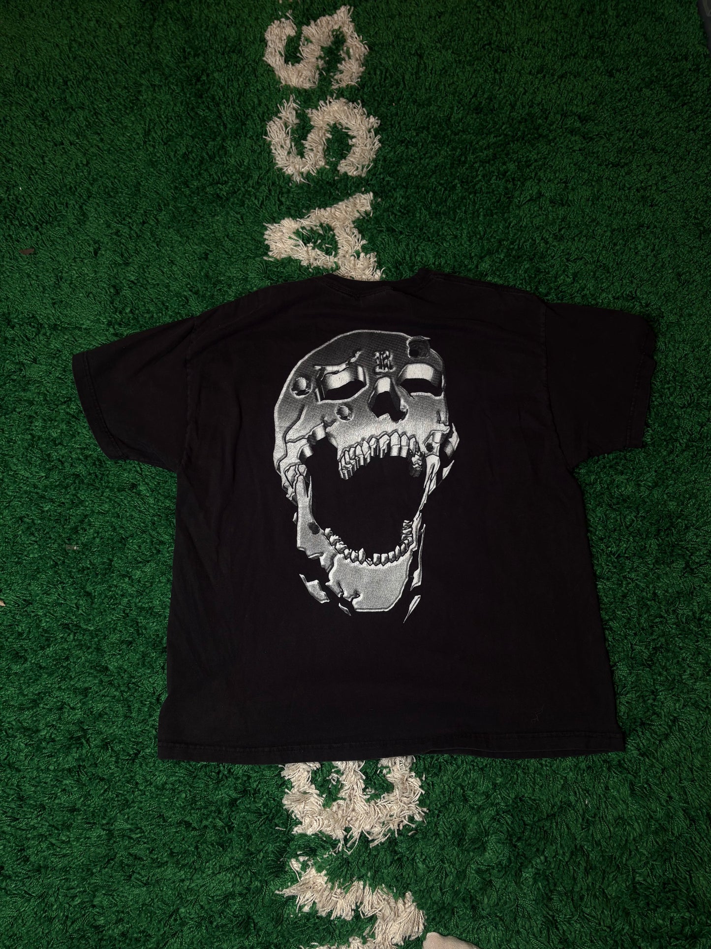 Revenge Tee Black Skull Size XL