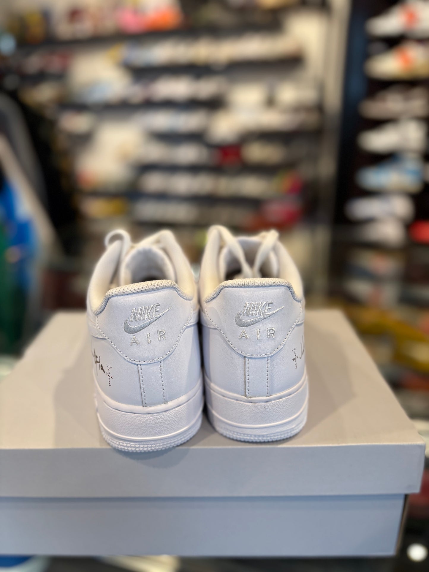 AF1 Low White Travis Scott Utopia DS OG Size 11