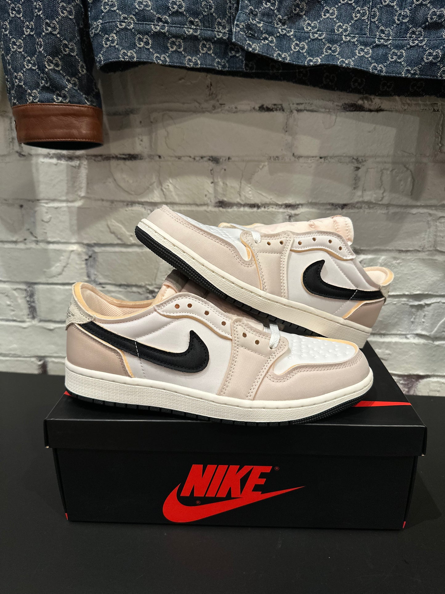 Jordan 1 Retro Low OG EX Coconut Milk DS OG Size 9