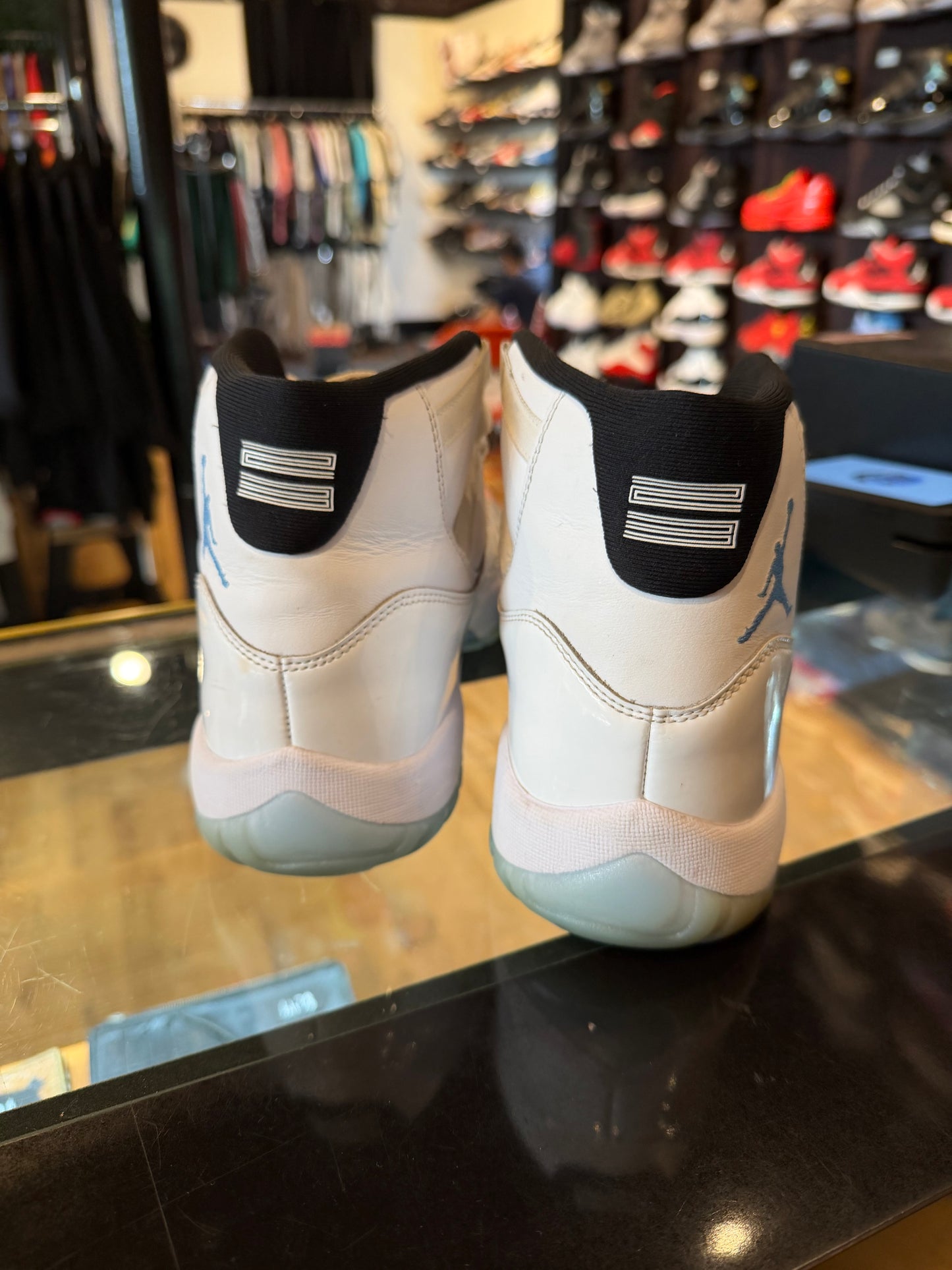 Jordan 11 Retro high ‘Legend Blue’ Size 11 PO NB