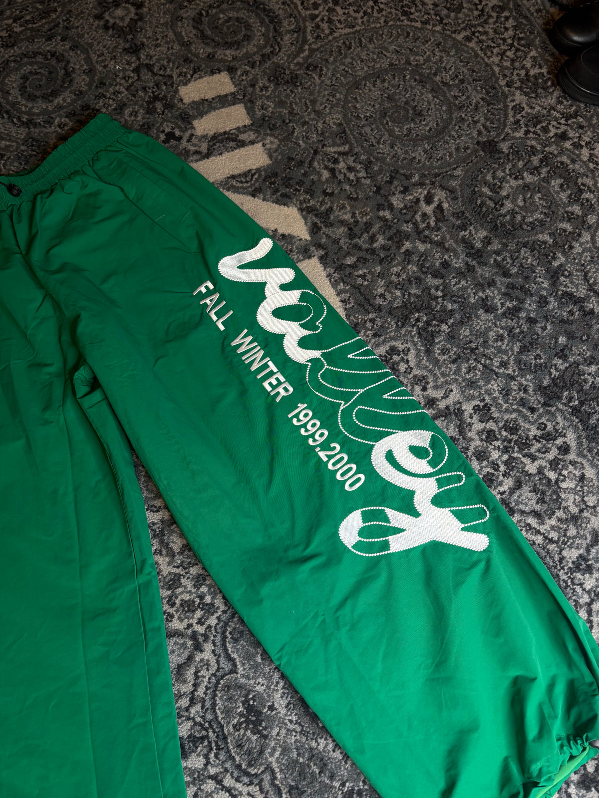 Vale Forever Big Signature Swish “Green” Size Large