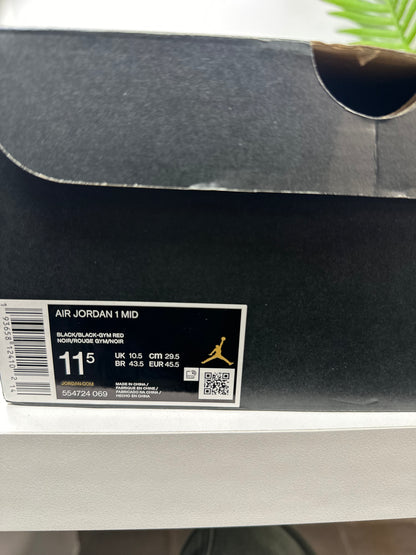 Air Jordan 1 Mid “Chicago Toe” Size 11.5 DS OG
