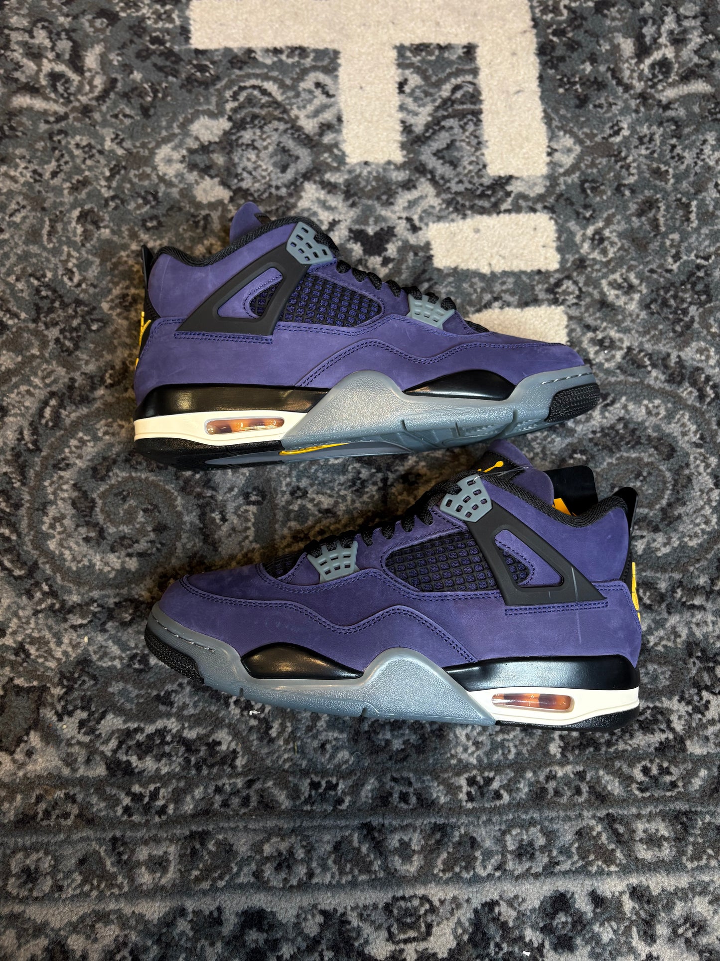 Jordan 4 Retro “Lakers” Clean Og Size 8.5