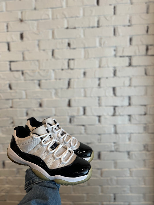 Air Jordan 11 Low “Concord” Size 10 PO OG