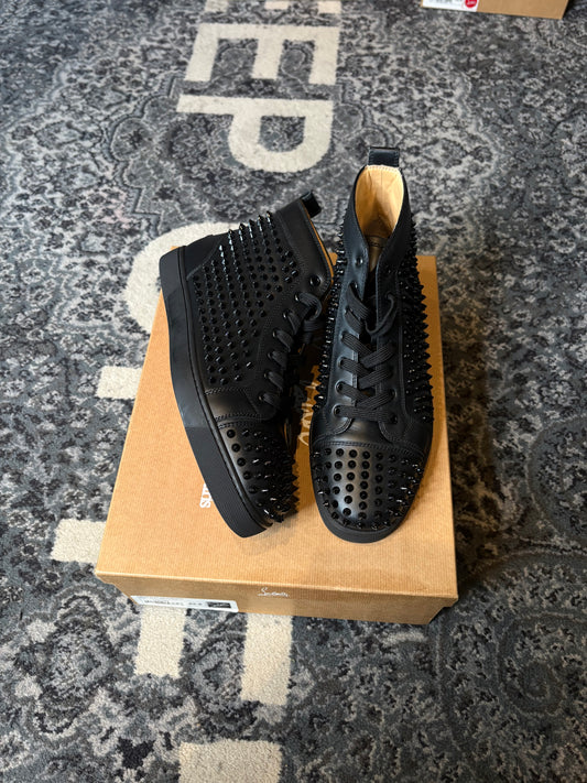 Louboutin Spike Black OG DS SIZE 10.5(43.5)