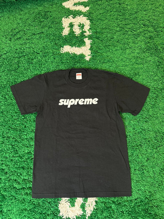 Supreme Black/White Logo Tee DS Size Small