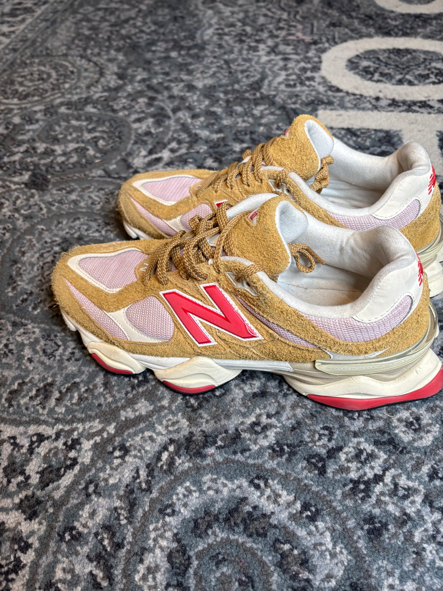 New Balance 9060 “Beige Pink” Po Nb Size 12