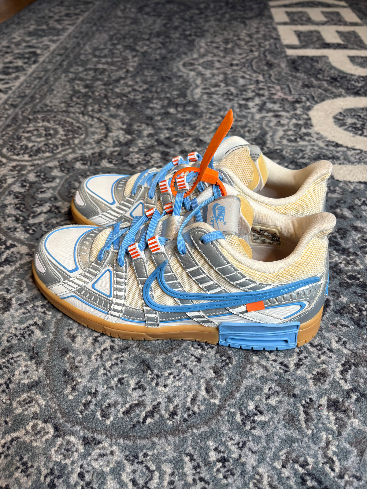 Nike Air Rubber Dunk “Off-White Unc” Clean Nb Size 10