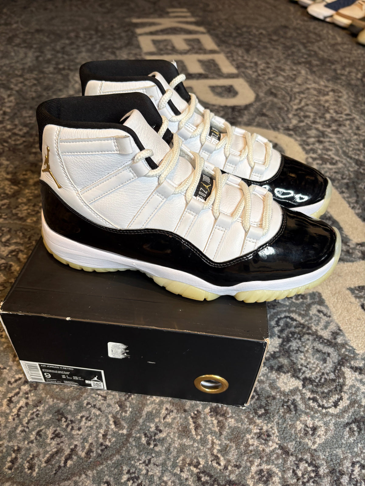 Jordan 11 Retro “DMP Gratitude” Clean Og Size 9